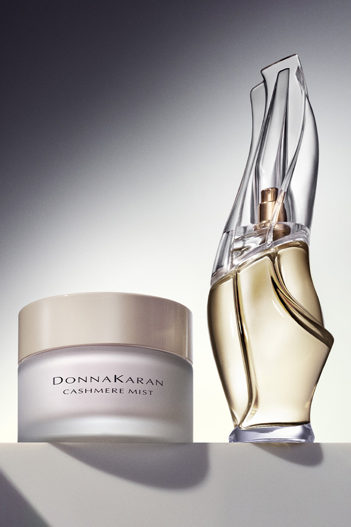 LUXURY BODY CREME VIEW 3 | Cashmere Mist LUXURY BODY CREME VIEW 3 | Cashmere Mist