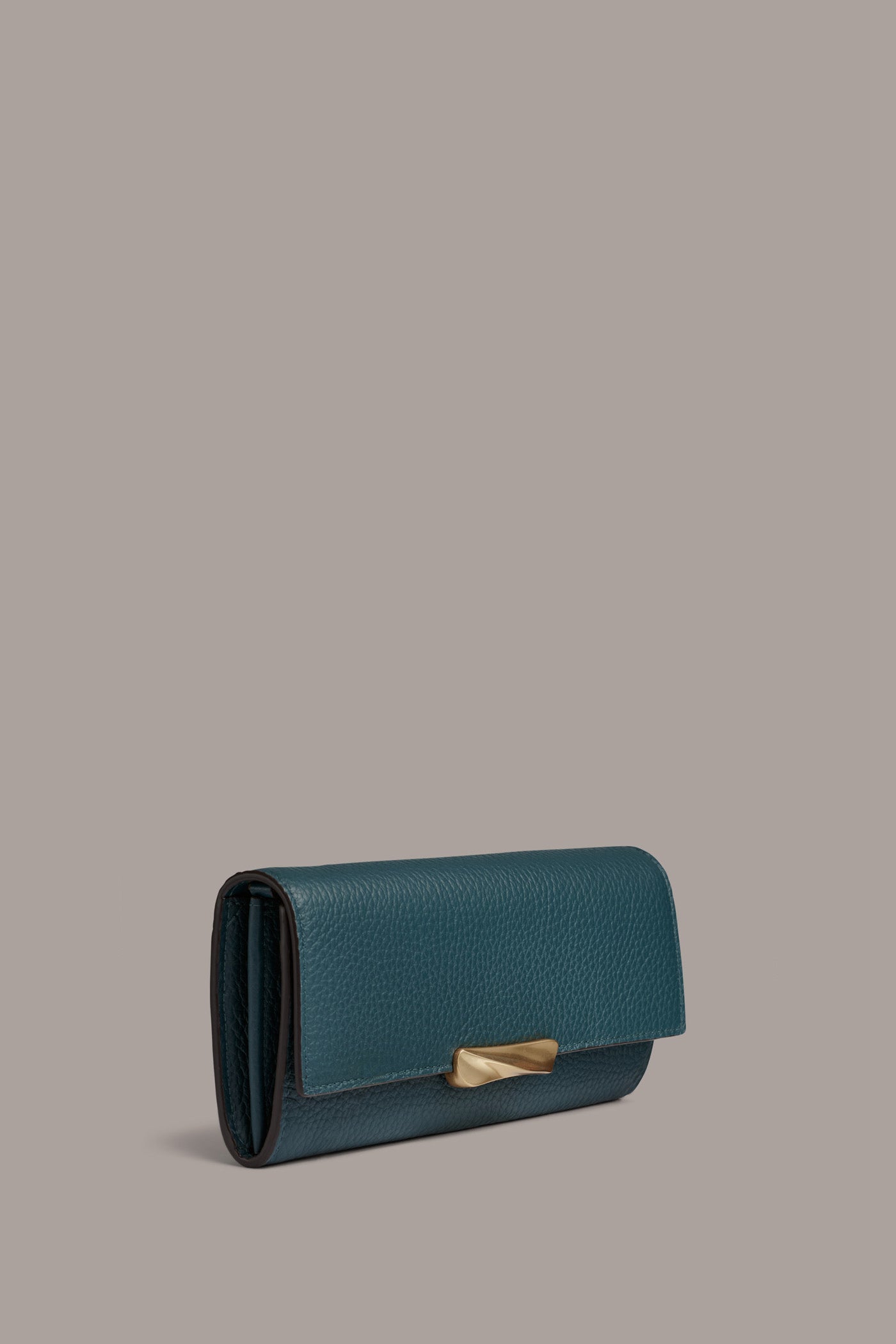AMAGANSETT FLAP WALLET | View 2 | Bags AMAGANSETT FLAP WALLET | View 2 | Bags