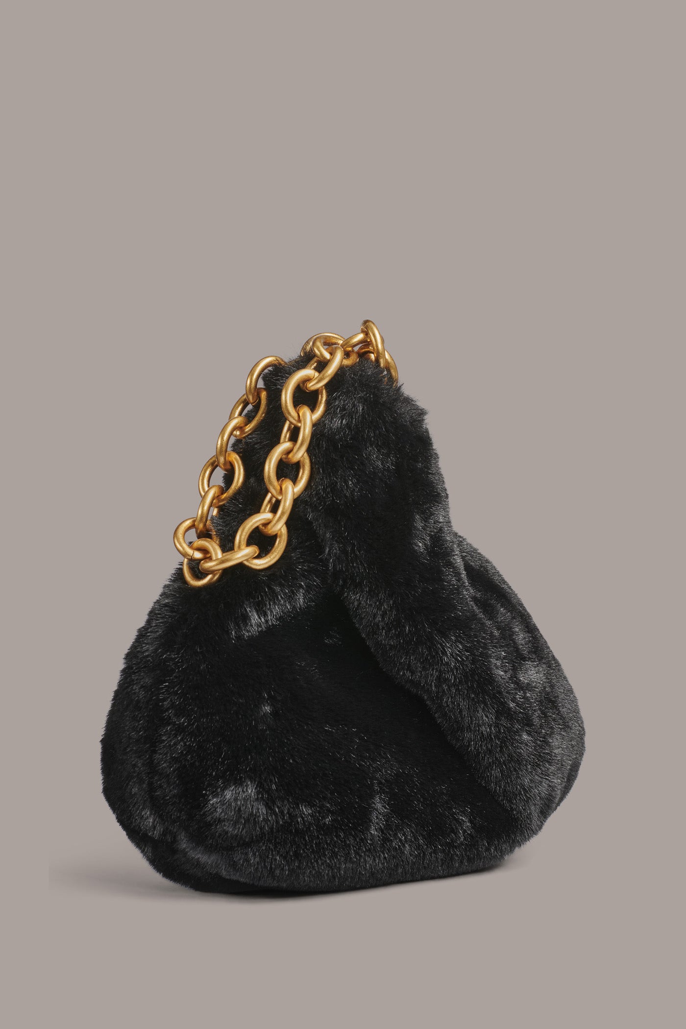 LAWRENCE FAUX FUR WRISTLET | View 2 | Included in discounts LAWRENCE FAUX FUR WRISTLET | View 2 | Included in discounts