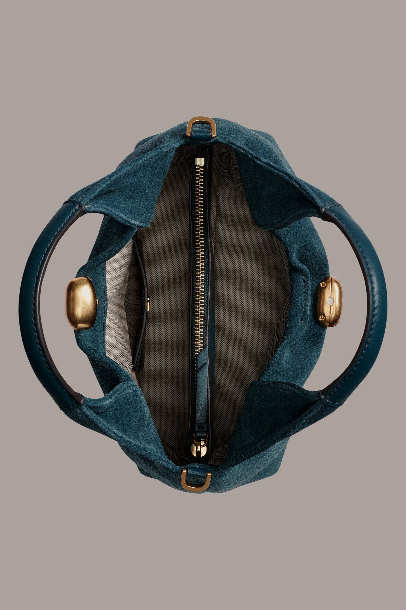 ORGANZA SUEDE CROSSBODY BAG VIEW 4 | Welcome Code Exclusions ORGANZA SUEDE CROSSBODY BAG VIEW 4 | Welcome Code Exclusions