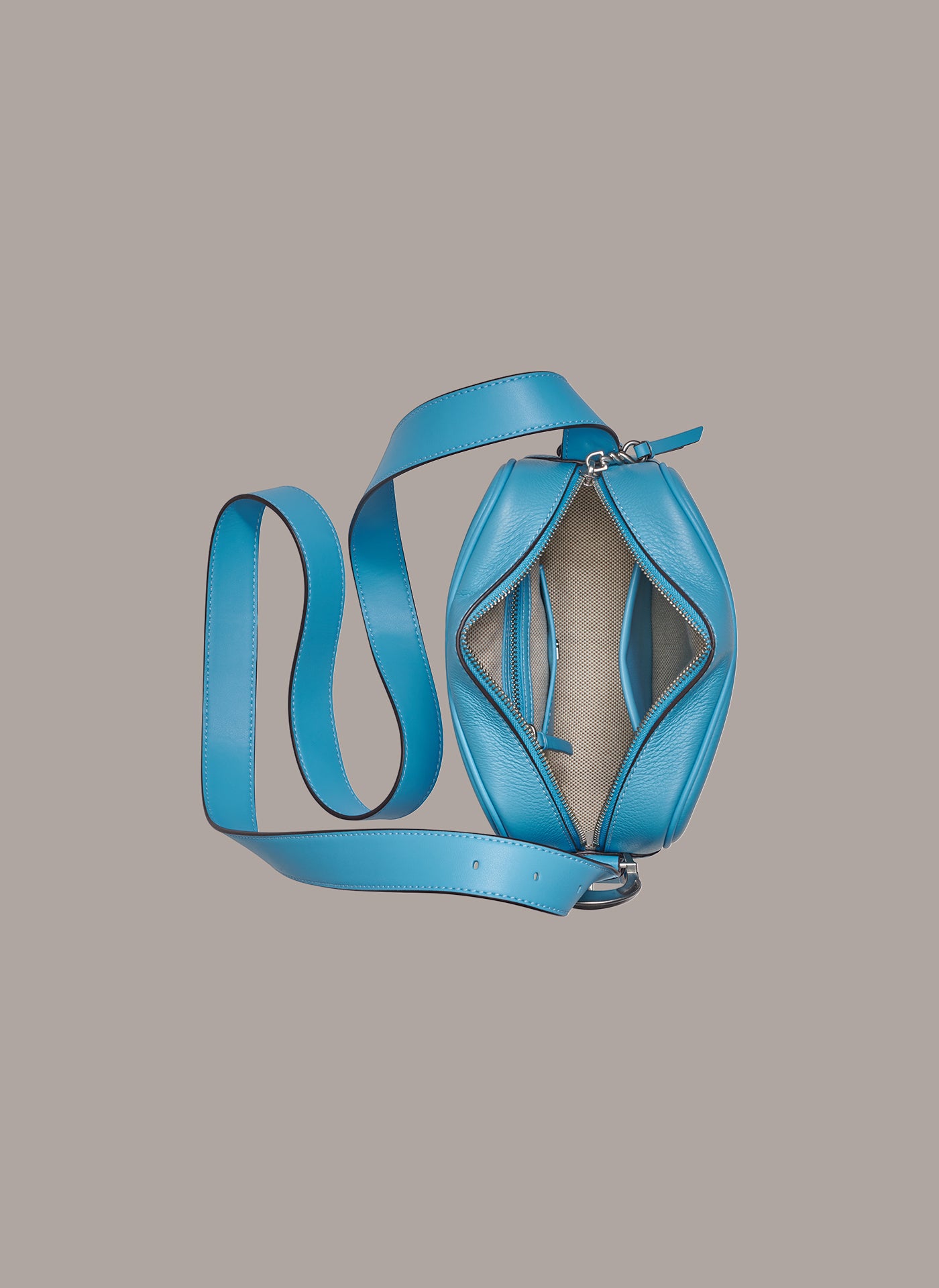 CEDARHURST CAMERA BAG VIEW 3 | Handbag Collection CEDARHURST CAMERA BAG VIEW 3 | Handbag Collection