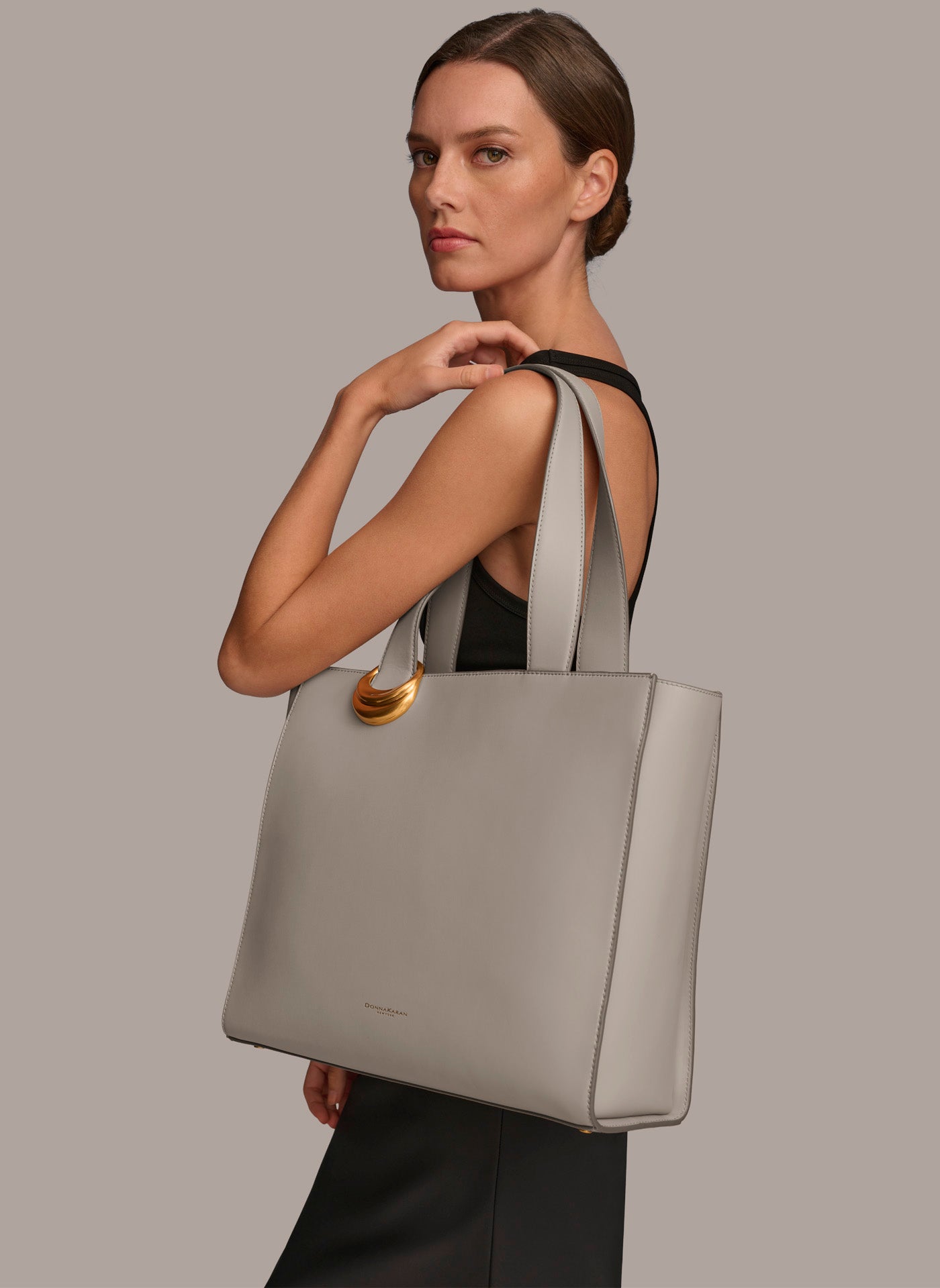 HEWLETT TOTE VIEW 7 HEWLETT TOTE VIEW 7