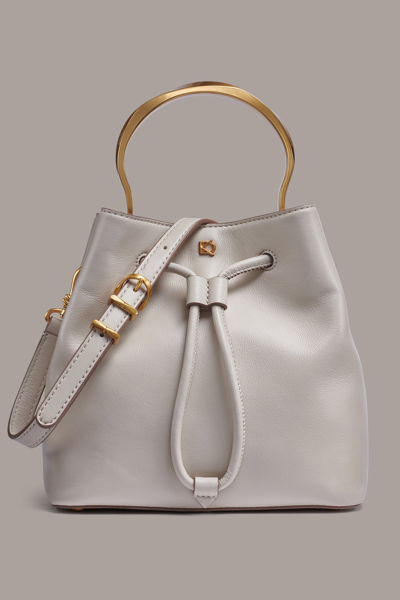 LAWRENCE BUCKET BAG | View 1 | Statement Bags LAWRENCE BUCKET BAG | View 1 | Statement Bags