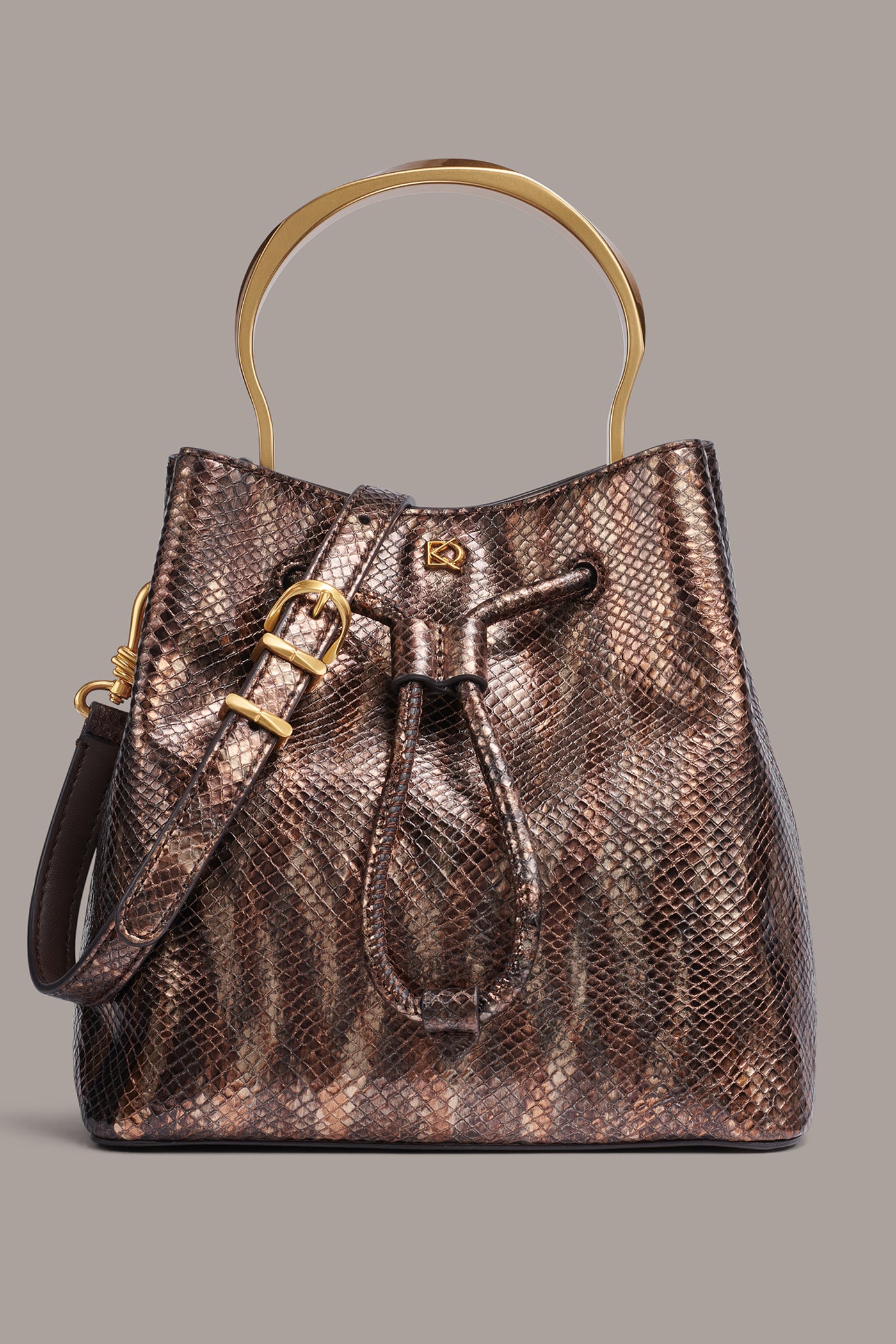 LAWRENCE BUCKET BAG | View 1 | Statement Bags LAWRENCE BUCKET BAG | View 1 | Statement Bags