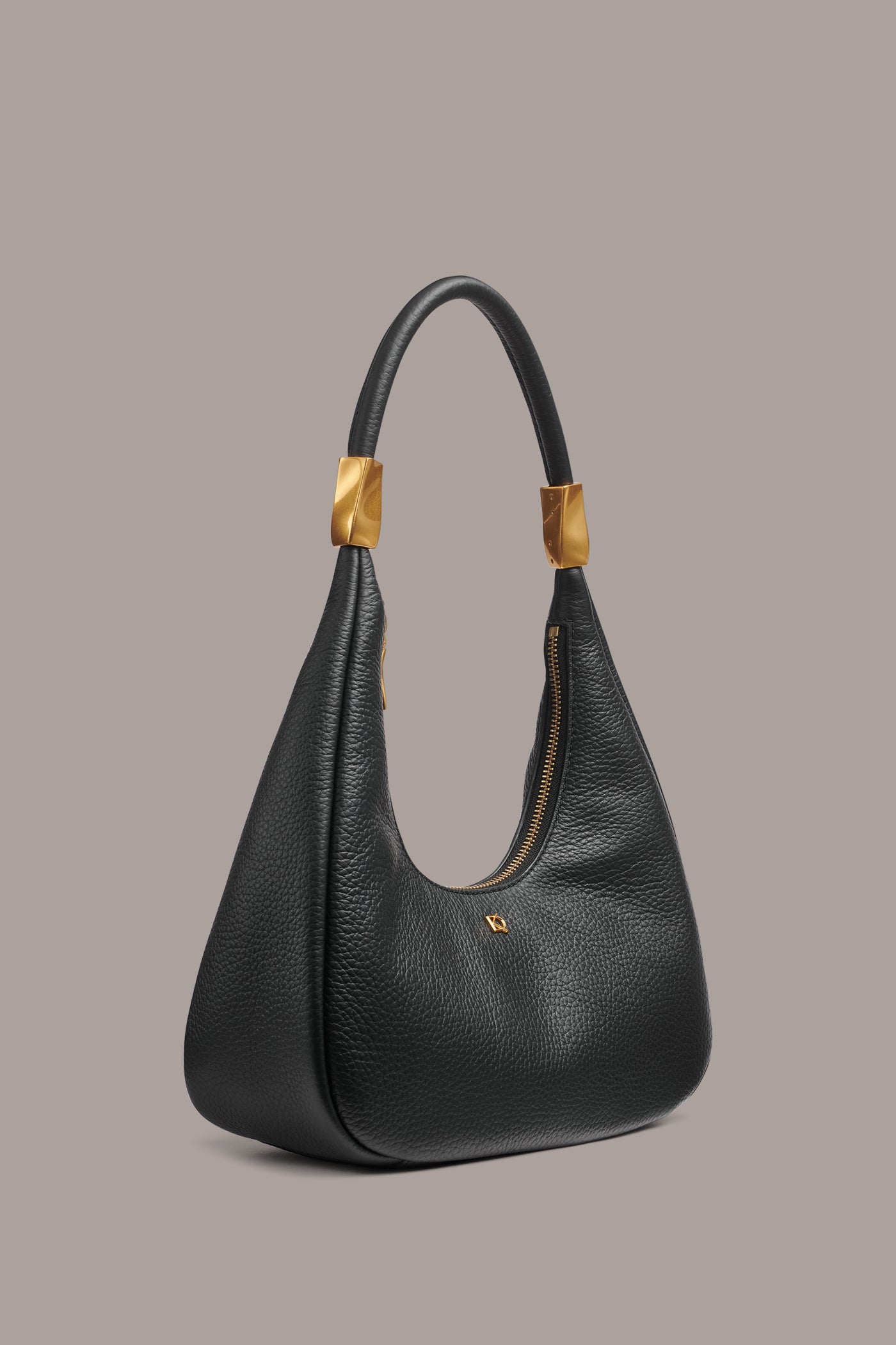 QUOGUE SHOULDER BAG VIEW 3 | Shoulder & Hobo Bags QUOGUE SHOULDER BAG VIEW 3 | Shoulder & Hobo Bags