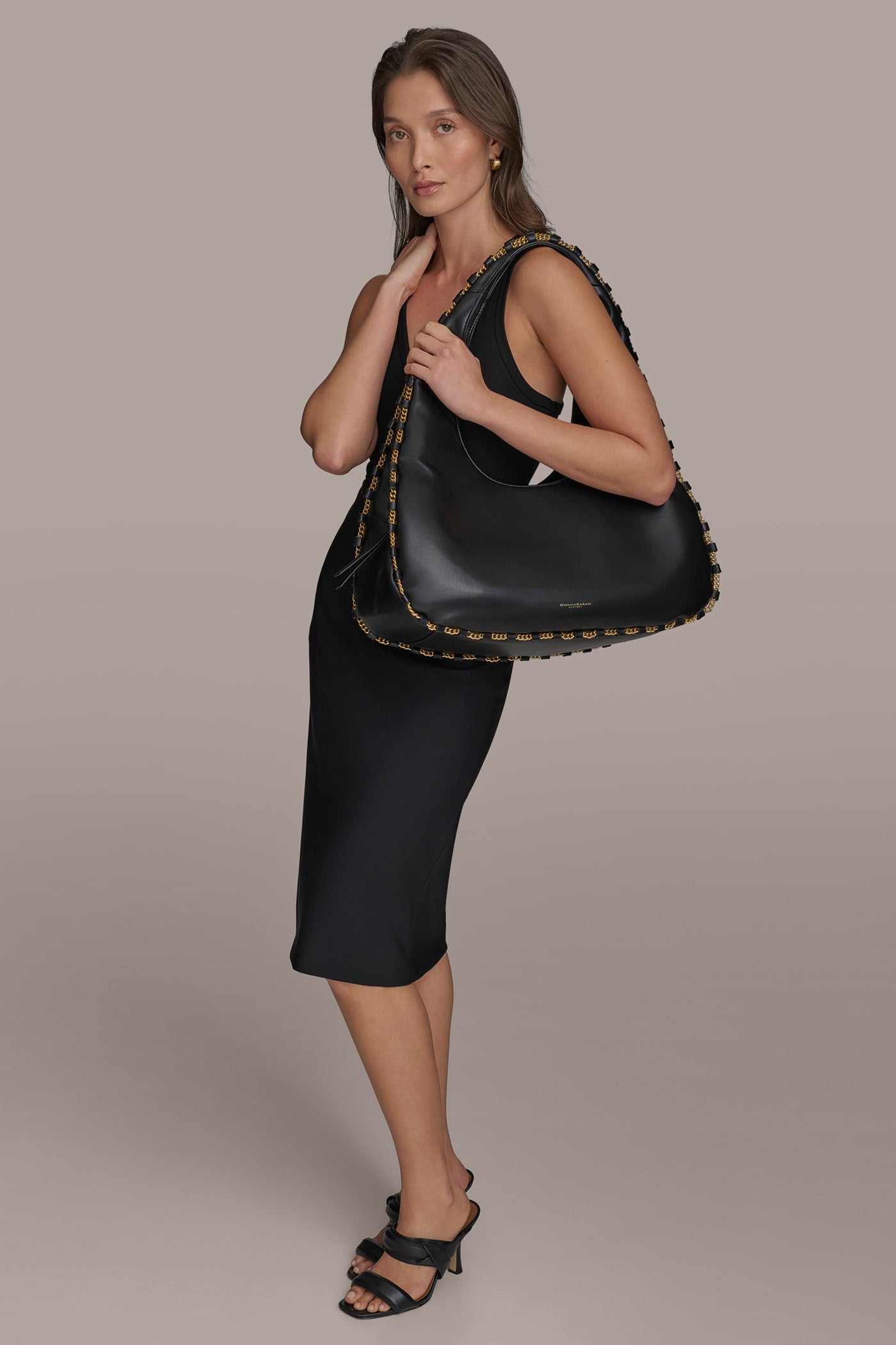 BATISTE SHOULDER BAG | View 2 | Shoulder & Hobo Bags BATISTE SHOULDER BAG | View 2 | Shoulder & Hobo Bags