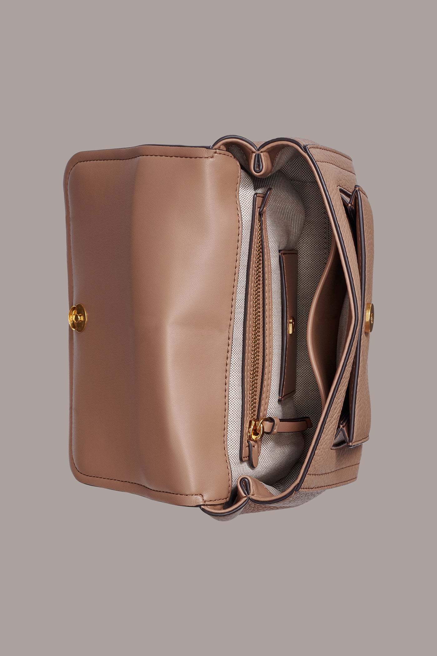 OCEANSIDE CROSSBODY BAG VIEW 4 | Mother's Day Shop OCEANSIDE CROSSBODY BAG VIEW 4 | Mother's Day Shop