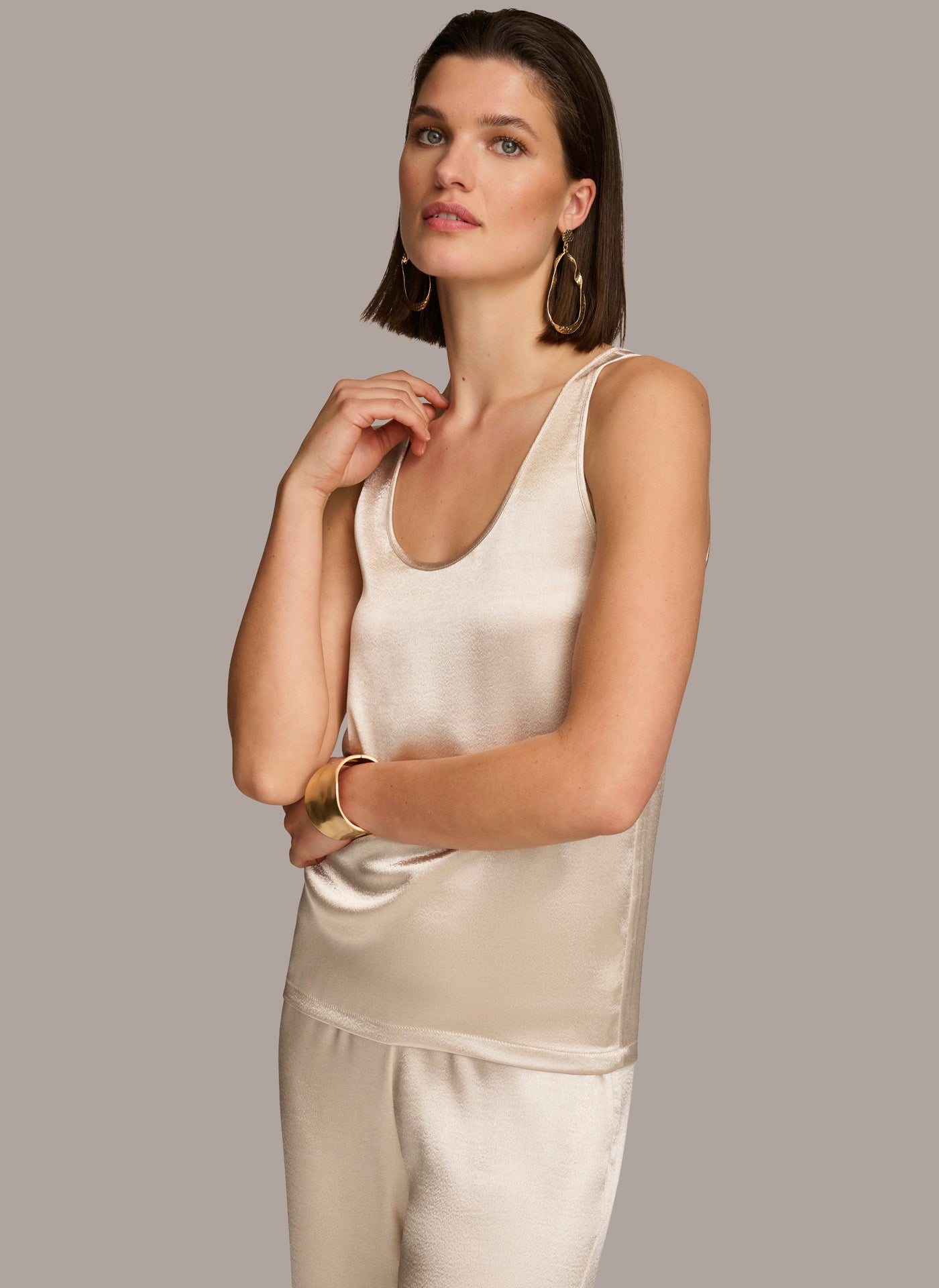 ROUND NECK SHINY TANK VIEW 4 ROUND NECK SHINY TANK VIEW 4