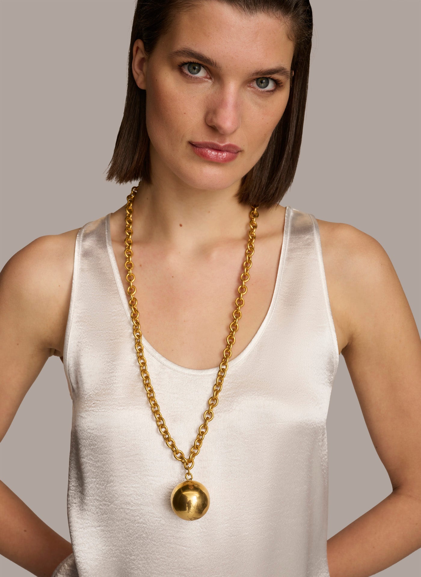 ROUND NECK SHINY TANK VIEW 6 | Sale Tops and Sweaters ROUND NECK SHINY TANK VIEW 6 | Sale Tops and Sweaters