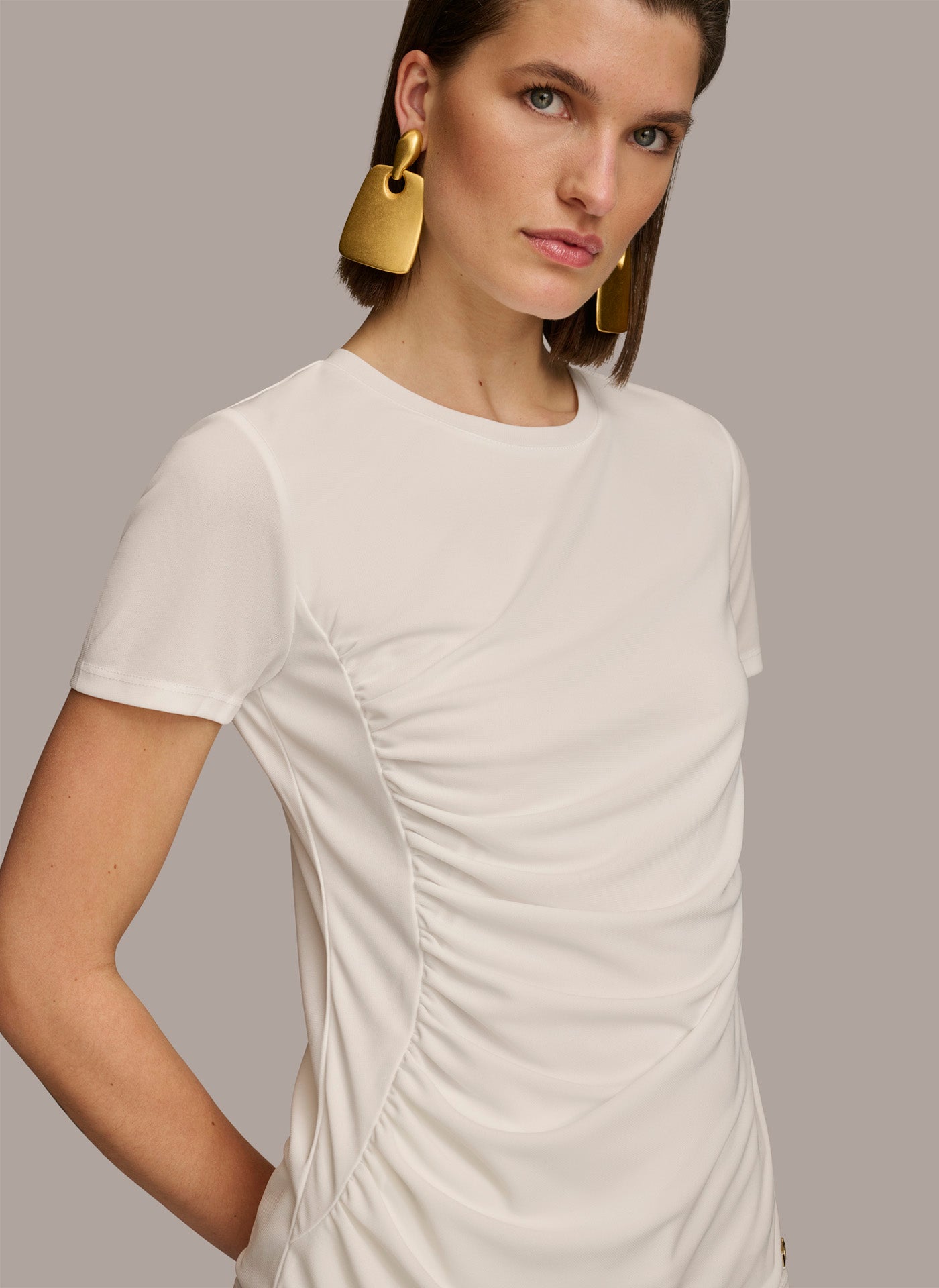 CREW NECK RUCHED TEE VIEW 5 | Last Chance CREW NECK RUCHED TEE VIEW 5 | Last Chance