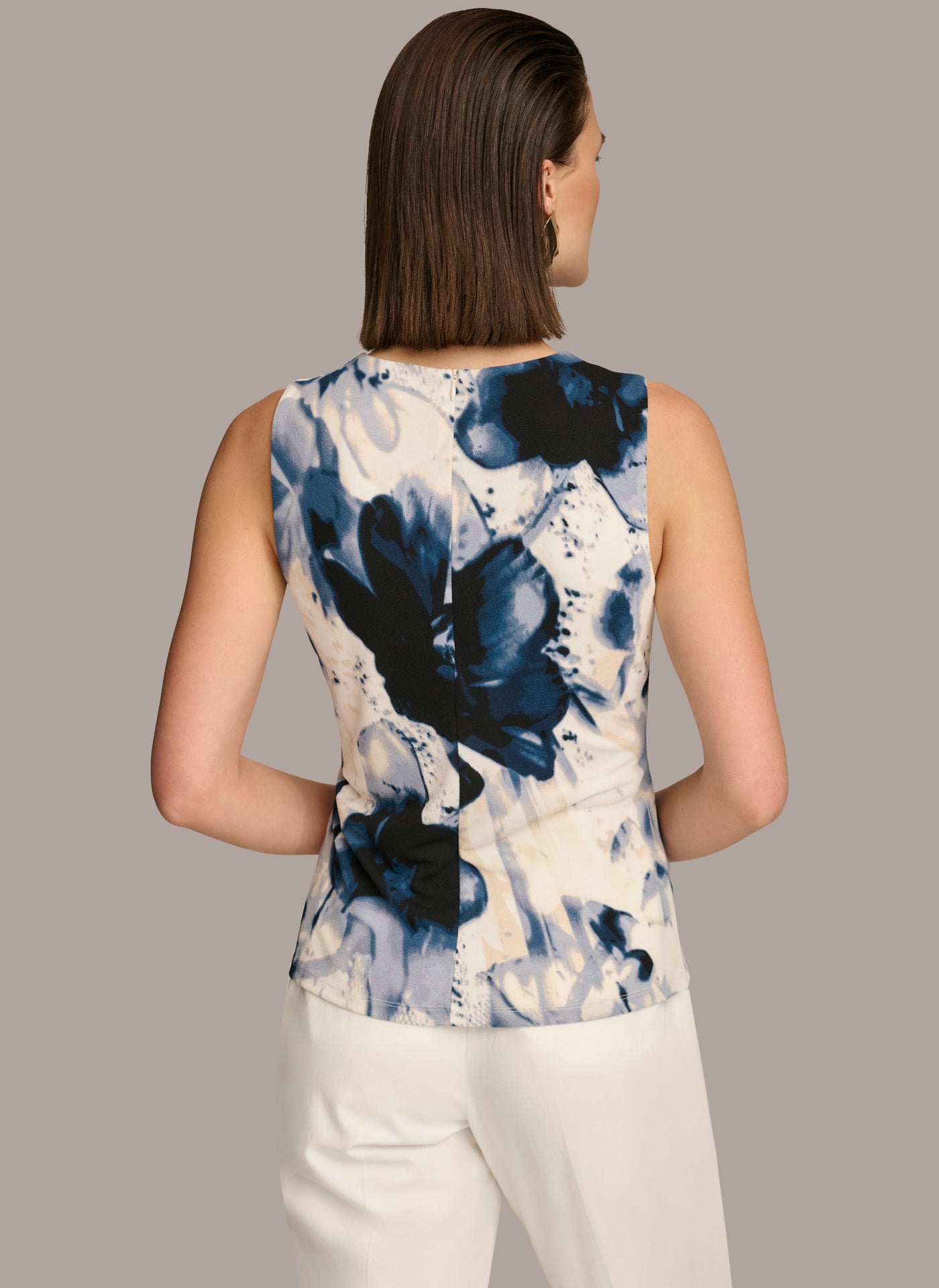 PRINTED WRAP TOP | View 2 | Products PRINTED WRAP TOP | View 2 | Products