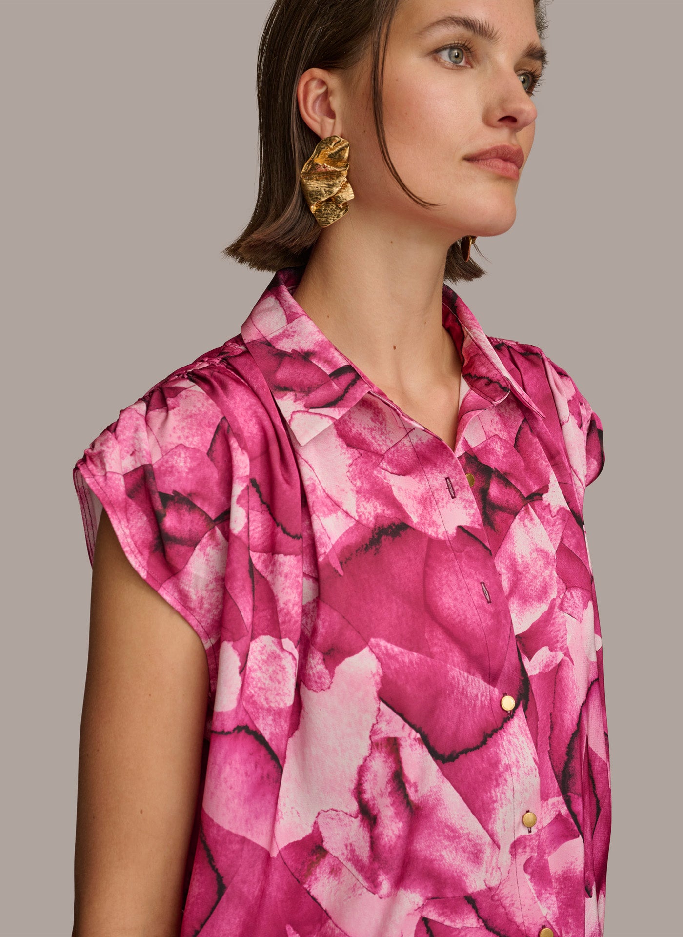 PRINT CINCHED SHOULDER BLOUSE VIEW 5 | Summer Collection PRINT CINCHED SHOULDER BLOUSE VIEW 5 | Summer Collection