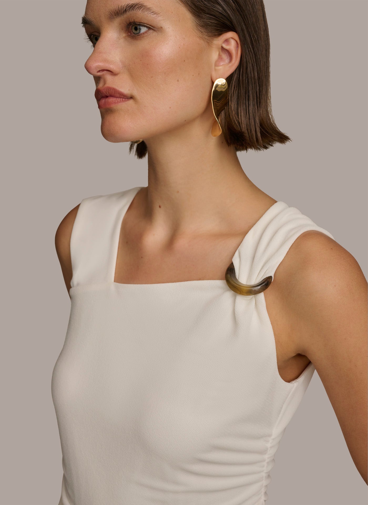 TORTOISE HARDWARE SHOULDER TOP VIEW 5 | Sale Clothing TORTOISE HARDWARE SHOULDER TOP VIEW 5 | Sale Clothing