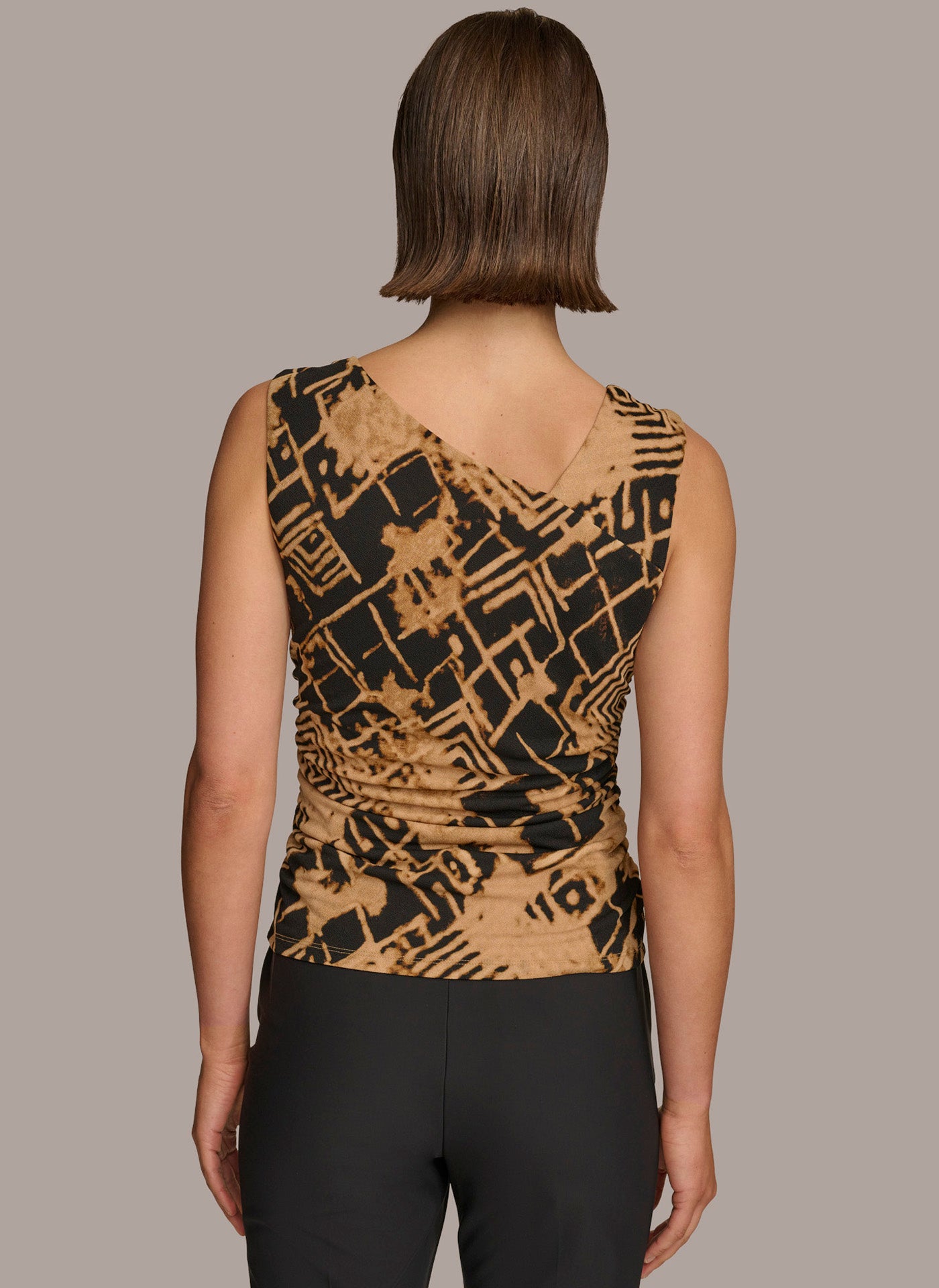 TORTOISE HARDWARE SHOULDER TOP | View 2 | Summer Collection TORTOISE HARDWARE SHOULDER TOP | View 2 | Summer Collection