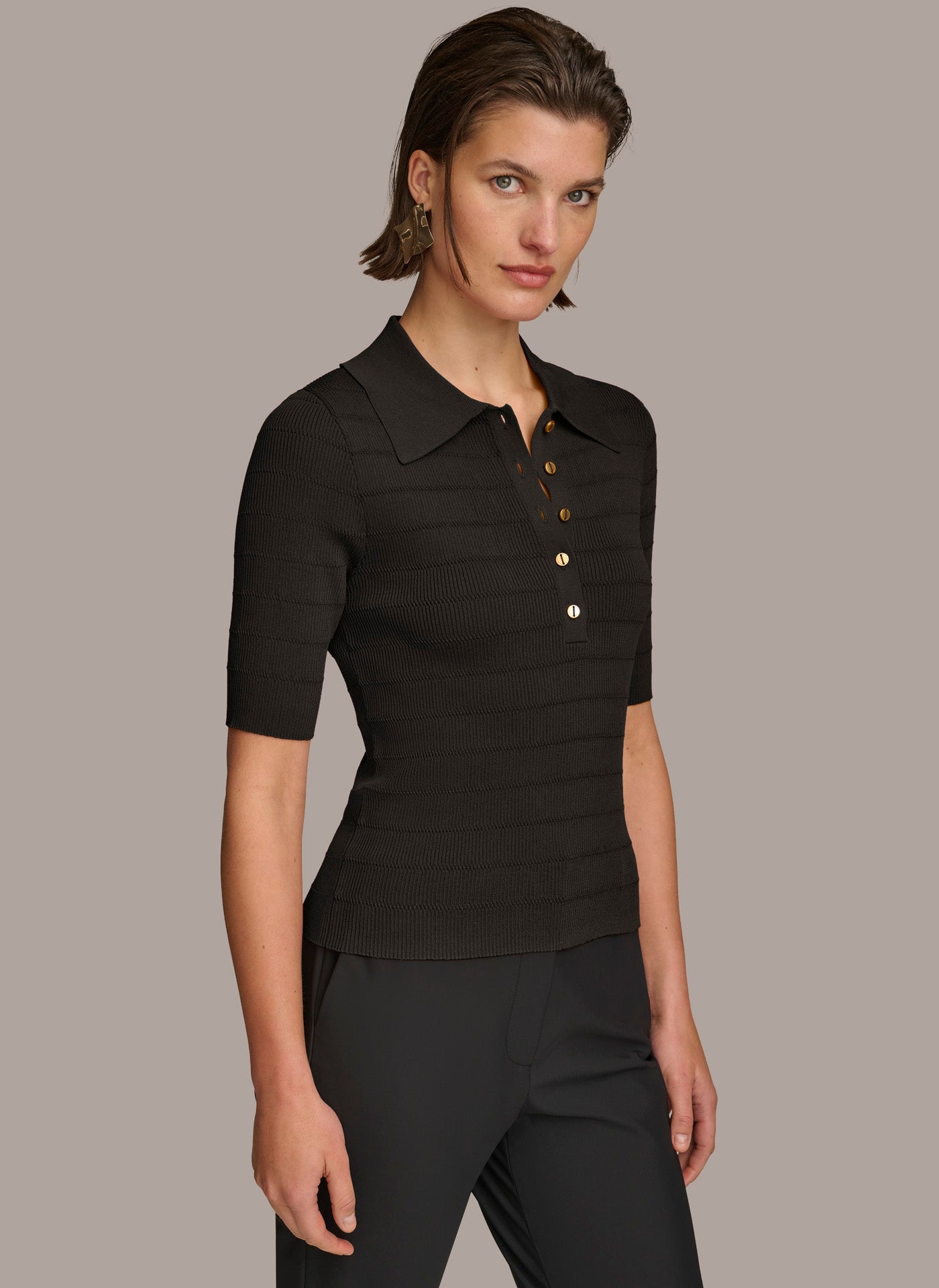 COLLAR BUTTON TOP VIEW 4 | Sale Clothing COLLAR BUTTON TOP VIEW 4 | Sale Clothing