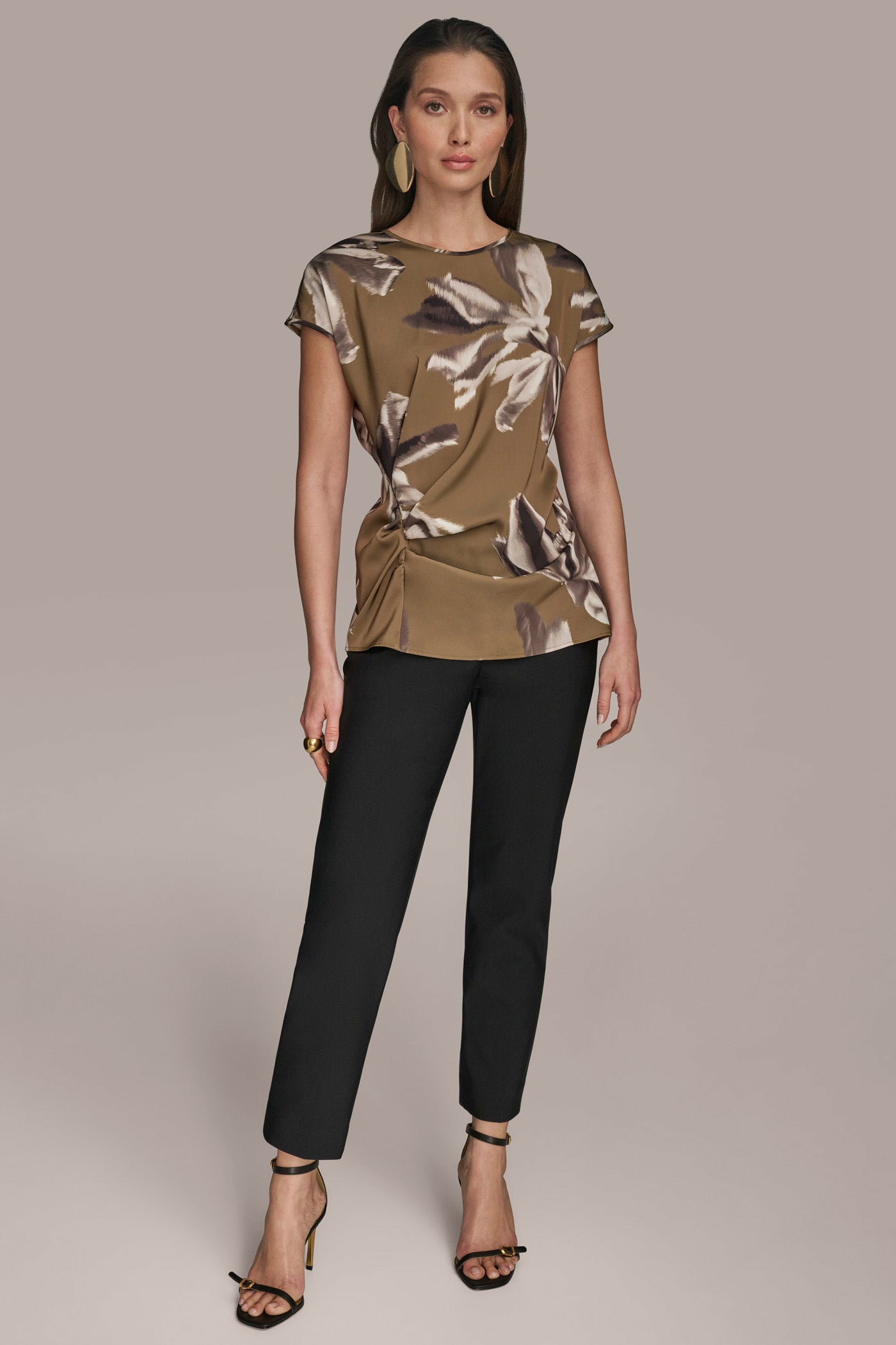 SHIRRED FLORAL TOP VIEW 7 | Tops SHIRRED FLORAL TOP VIEW 7 | Tops