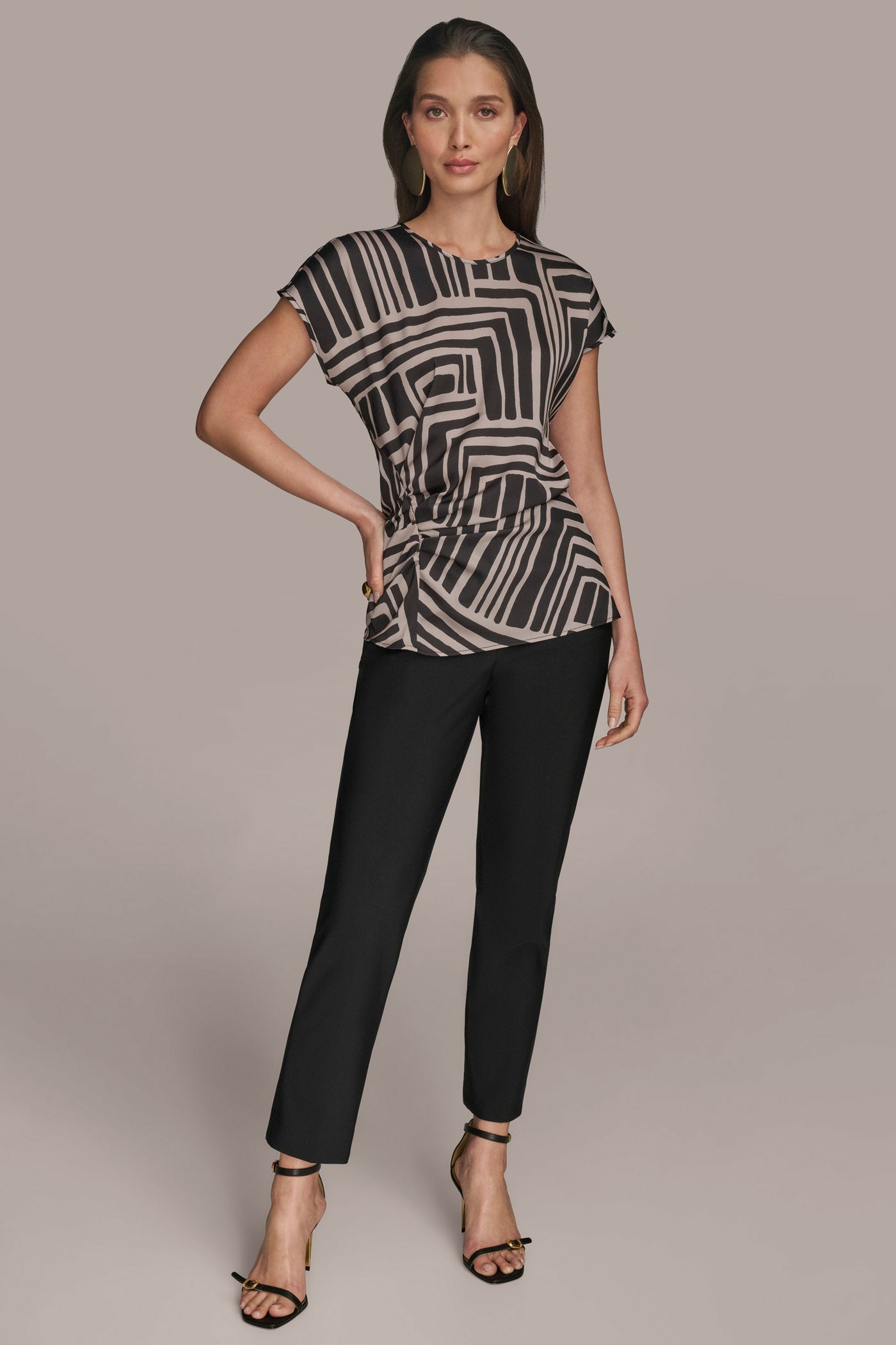 SHIRRED FLORAL TOP VIEW 4 | Tops SHIRRED FLORAL TOP VIEW 4 | Tops
