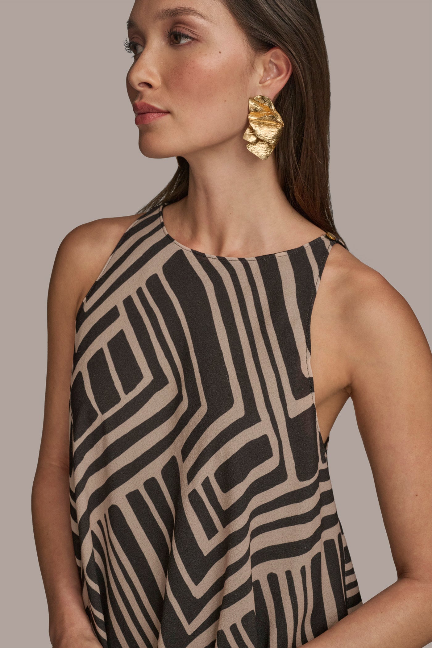 ASYMMETRIC TOP VIEW 6 ASYMMETRIC TOP VIEW 6