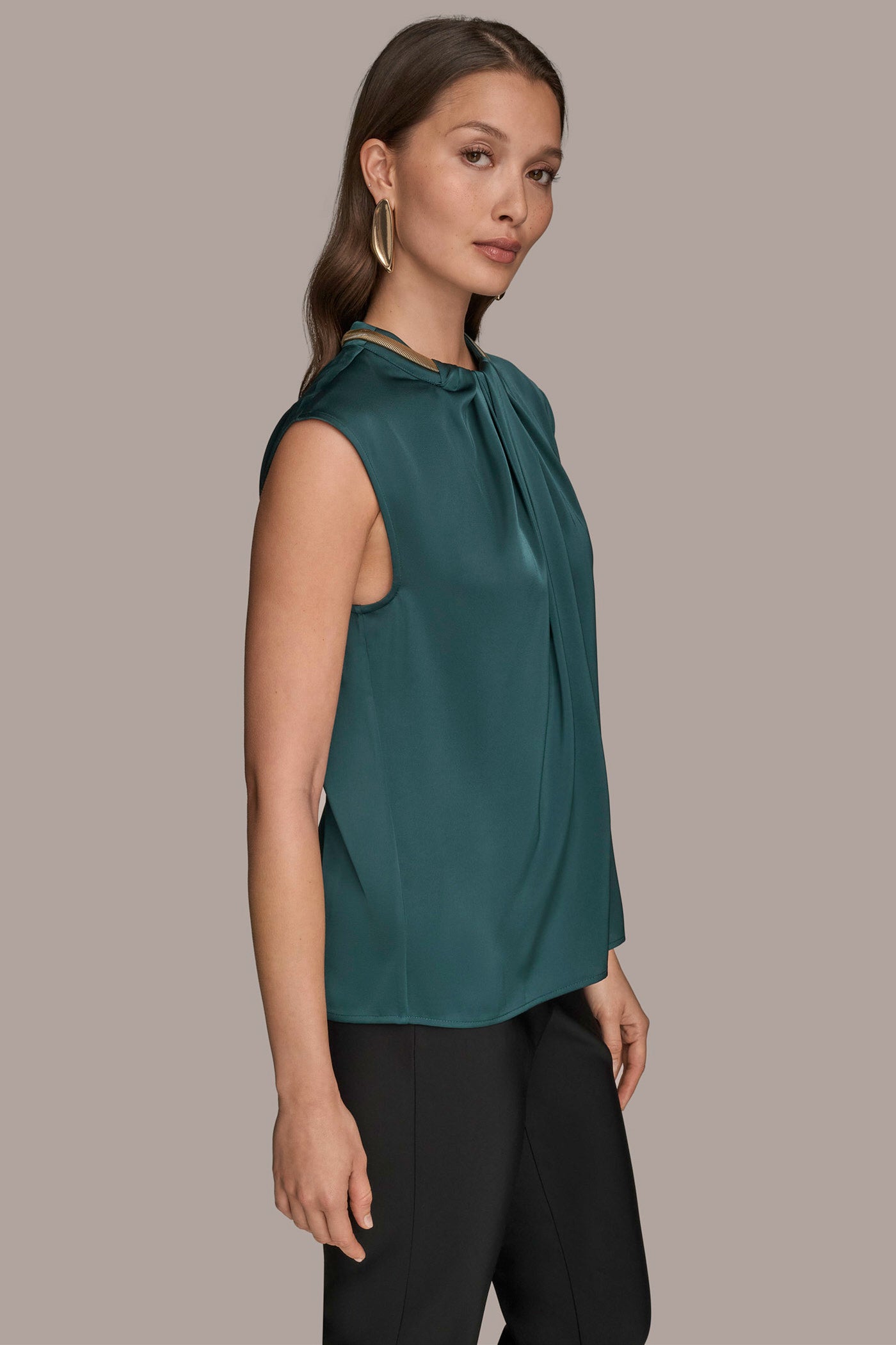 EMBELLISHED TWIST FRONT TOP | View 2 | Included in discounts EMBELLISHED TWIST FRONT TOP | View 2 | Included in discounts