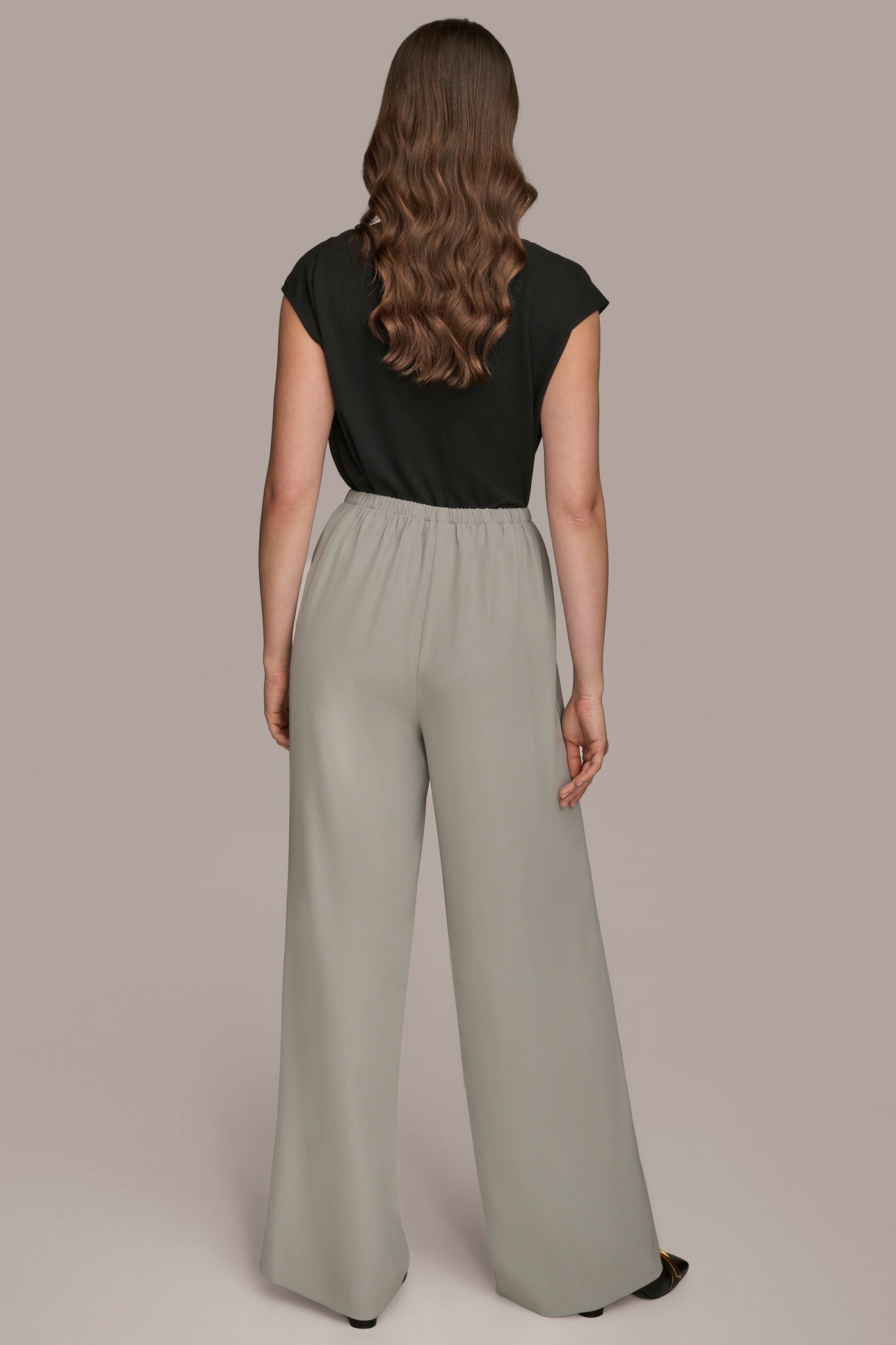 EXTRA HIGH-RISE PLEATED WIDE-LEG PANT VIEW 6 | Sale Clothing EXTRA HIGH-RISE PLEATED WIDE-LEG PANT VIEW 6 | Sale Clothing