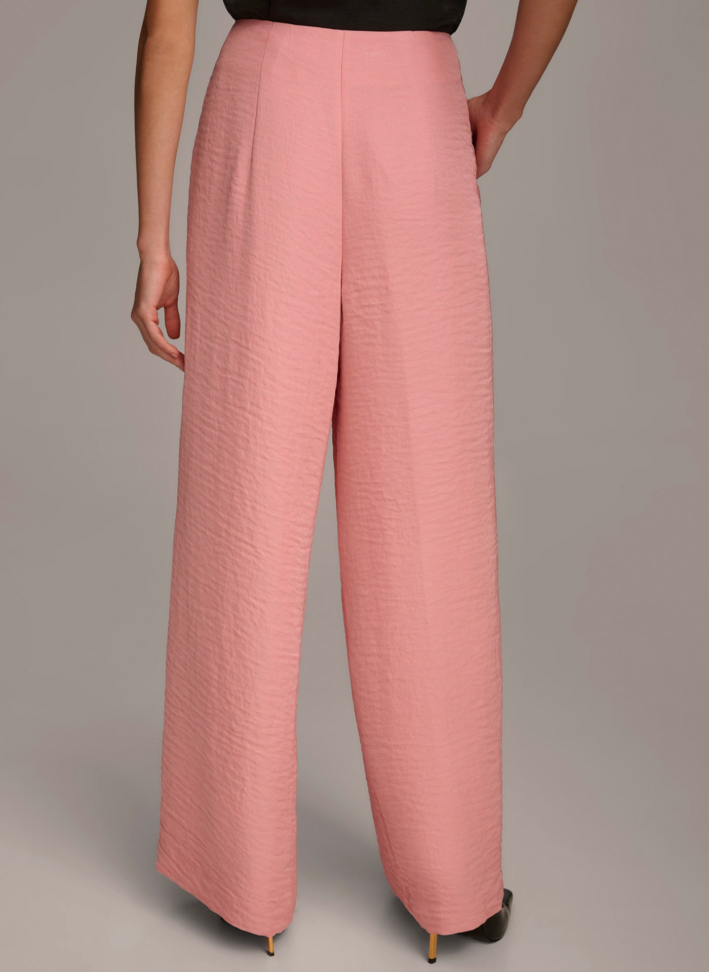 PLEATED WIDE LEG PANT