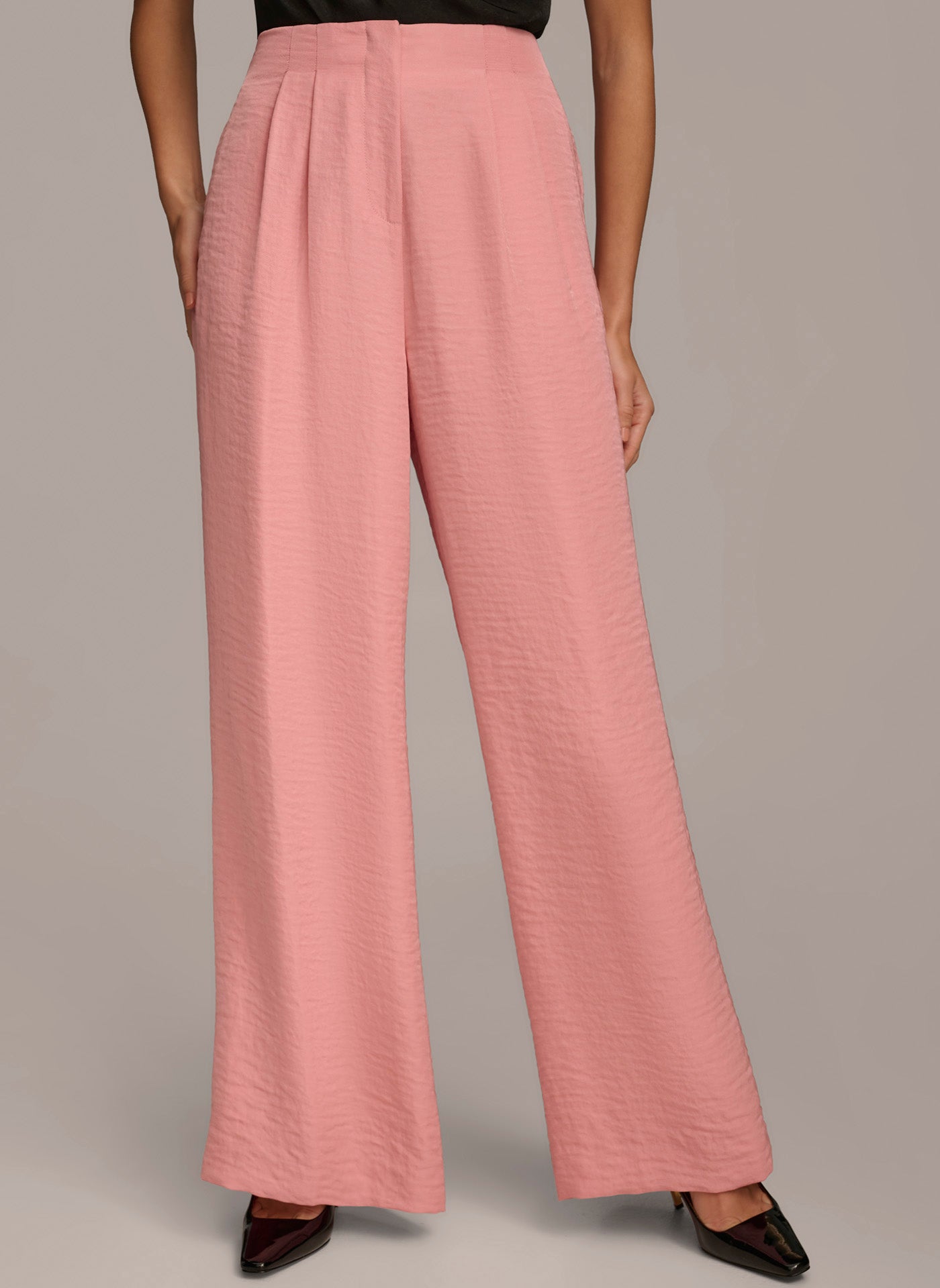 PLEATED WIDE LEG PANT