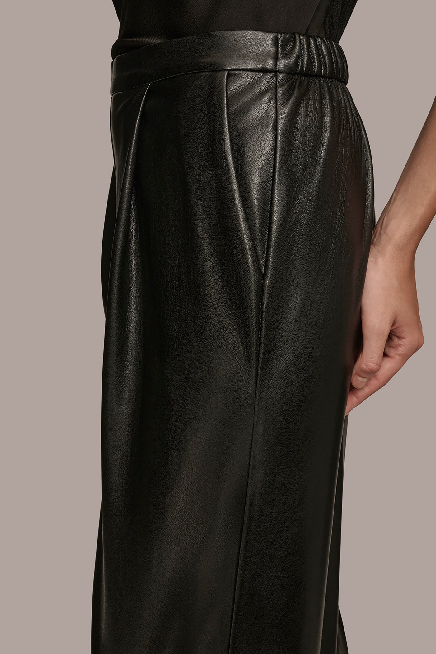 EXTRA HIGH-RISE PULL-ON WIDE-LEG PANT VIEW 4 | Pants EXTRA HIGH-RISE PULL-ON WIDE-LEG PANT VIEW 4 | Pants