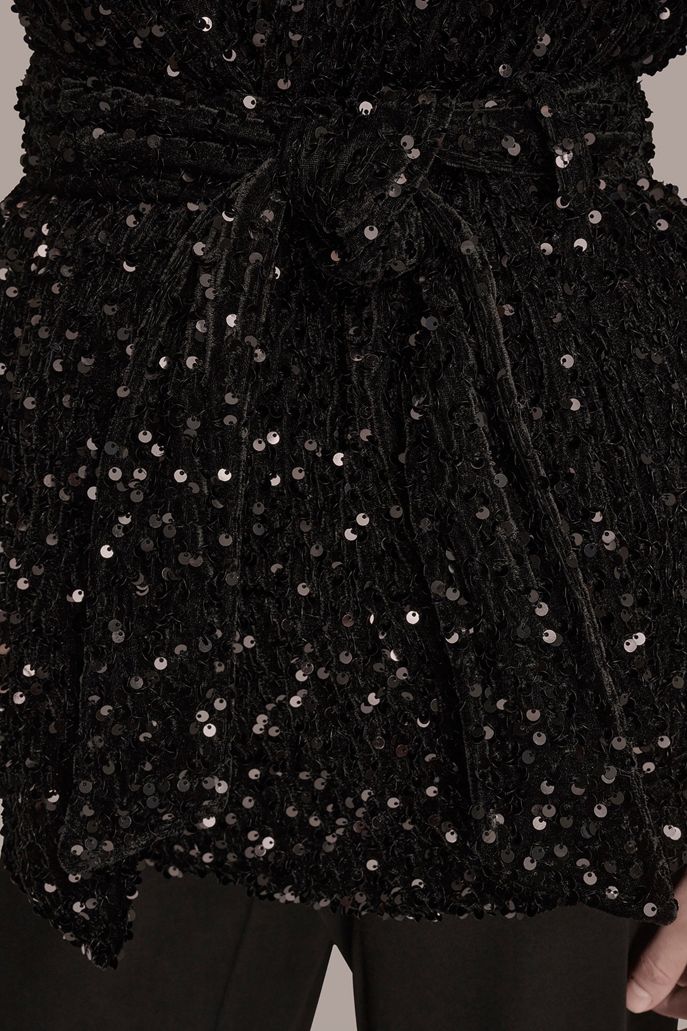 WIDE COLLAR VEST WITH SEQUINS VIEW 6 | Blazers & Vests WIDE COLLAR VEST WITH SEQUINS VIEW 6 | Blazers & Vests