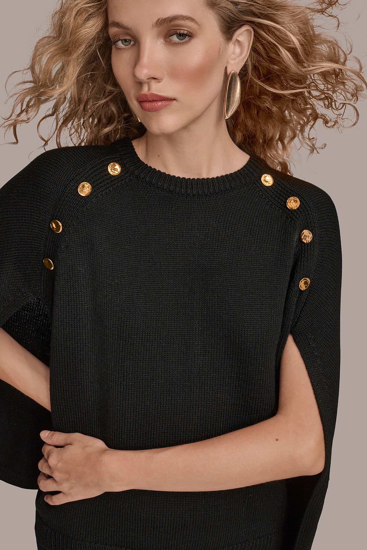 CREW NECK WITH CAPE SHOULDER VIEW 5 | All Products CREW NECK WITH CAPE SHOULDER VIEW 5 | All Products