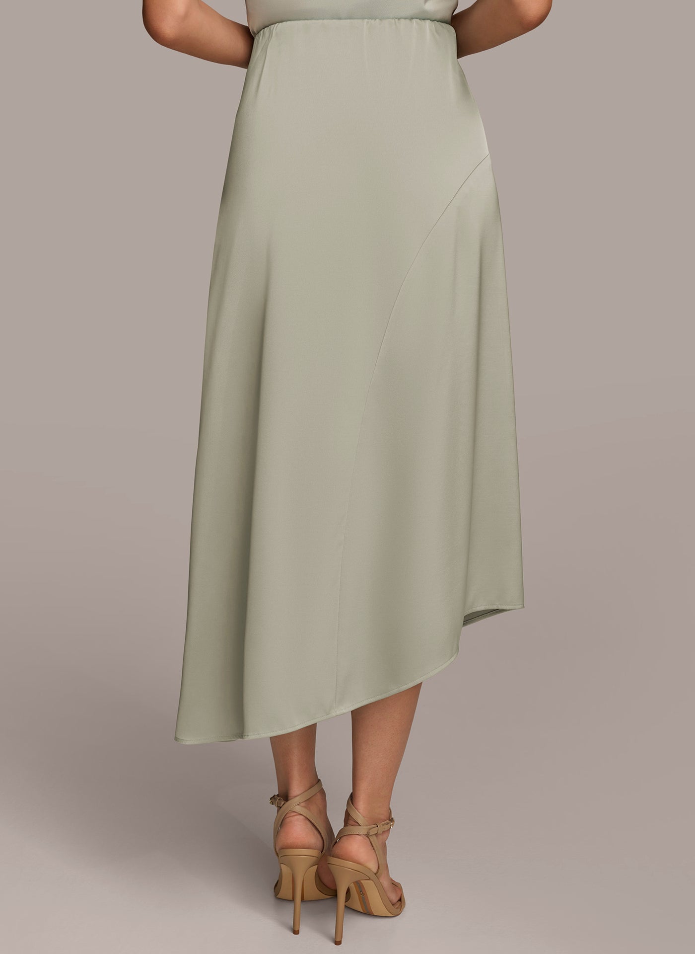ASYMMETRICAL FLARE HEM SKIRT | View 2 | Sale Skirts ASYMMETRICAL FLARE HEM SKIRT | View 2 | Sale Skirts