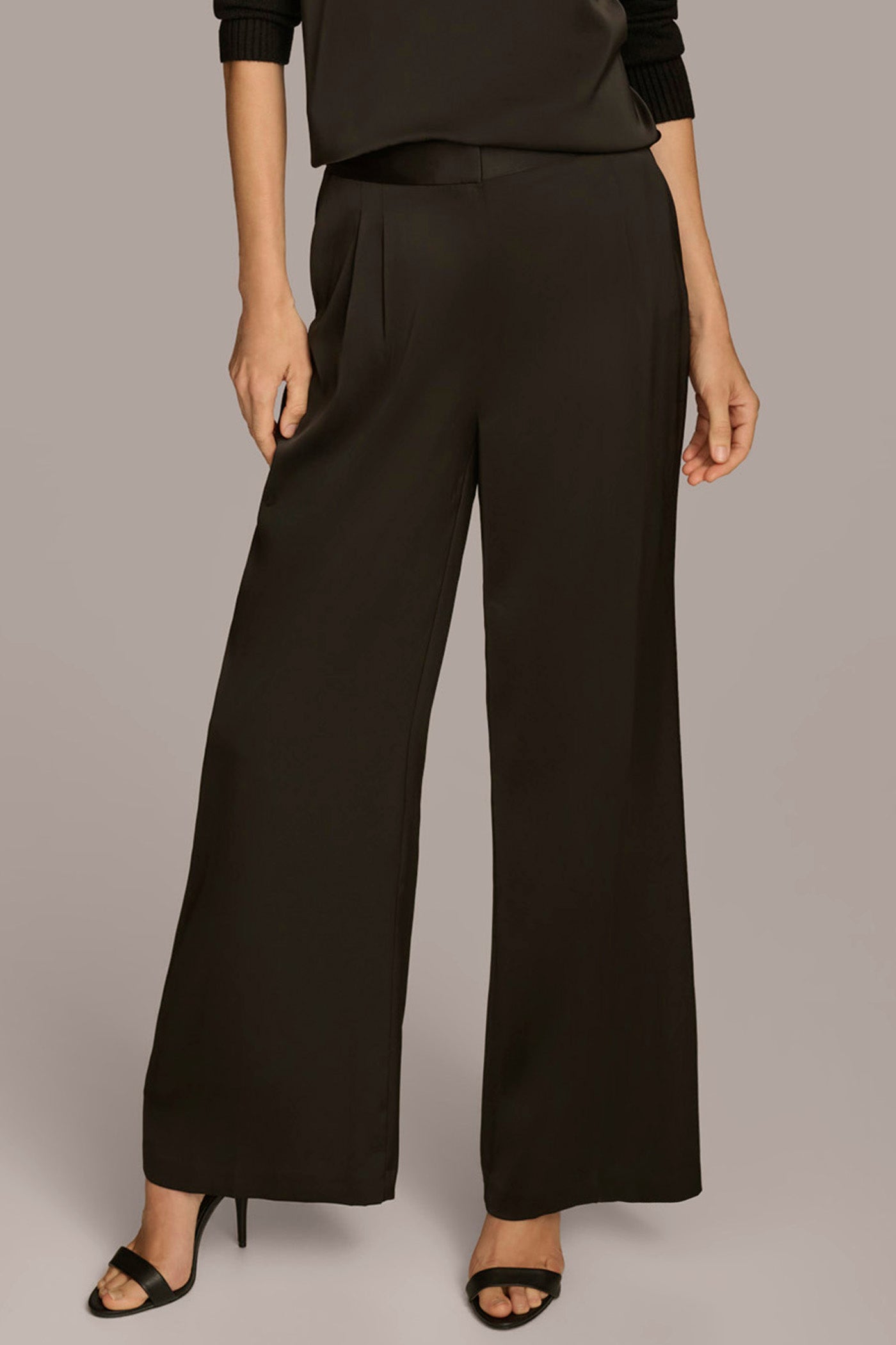 PLEATED WIDE LEG PANT | View 1 | BEST IN BLACK PLEATED WIDE LEG PANT | View 1 | BEST IN BLACK
