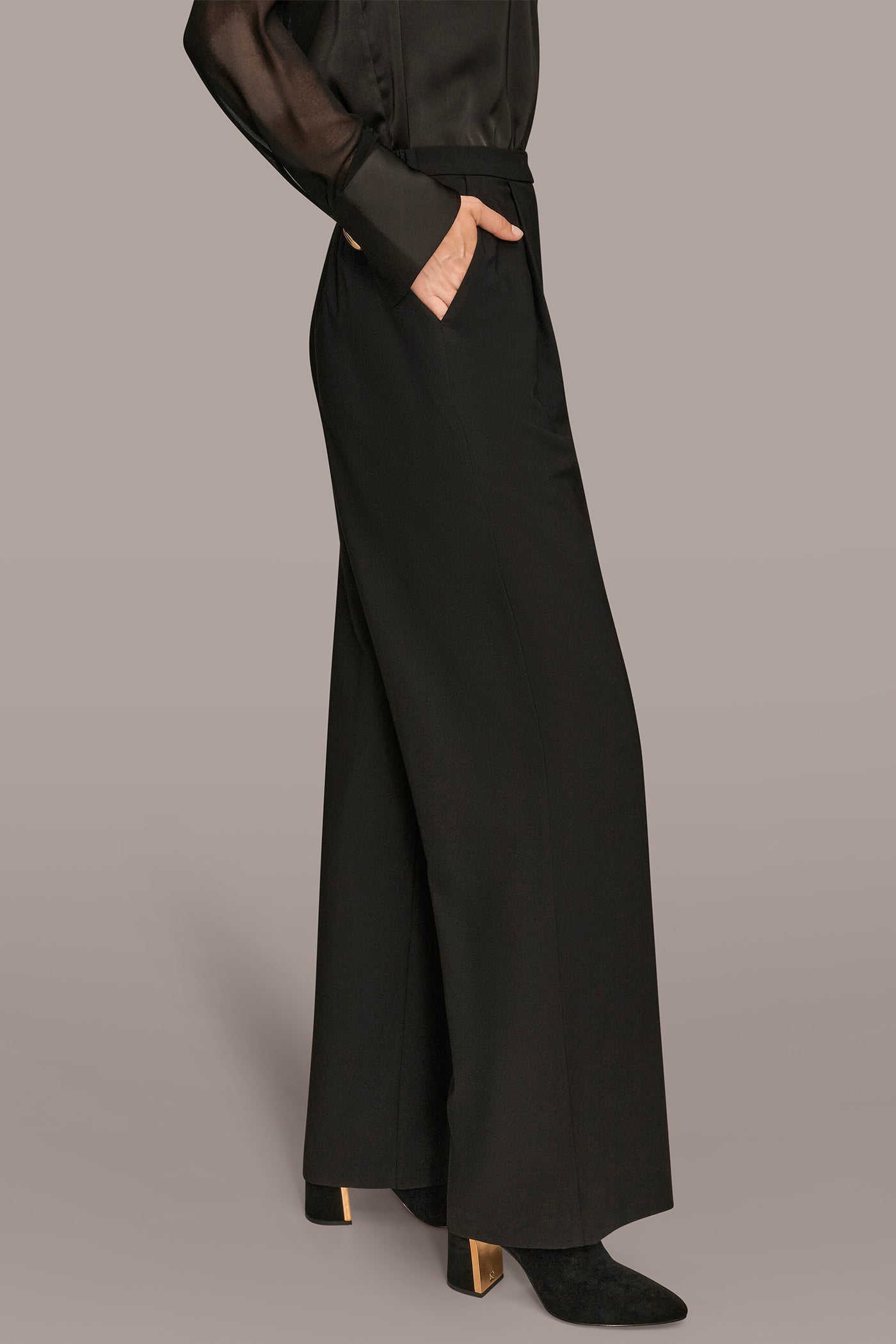EXTRA HIGH-RISE PLEATED WIDE-LEG PULL-ON PANT VIEW 3 | Pants EXTRA HIGH-RISE PLEATED WIDE-LEG PULL-ON PANT VIEW 3 | Pants