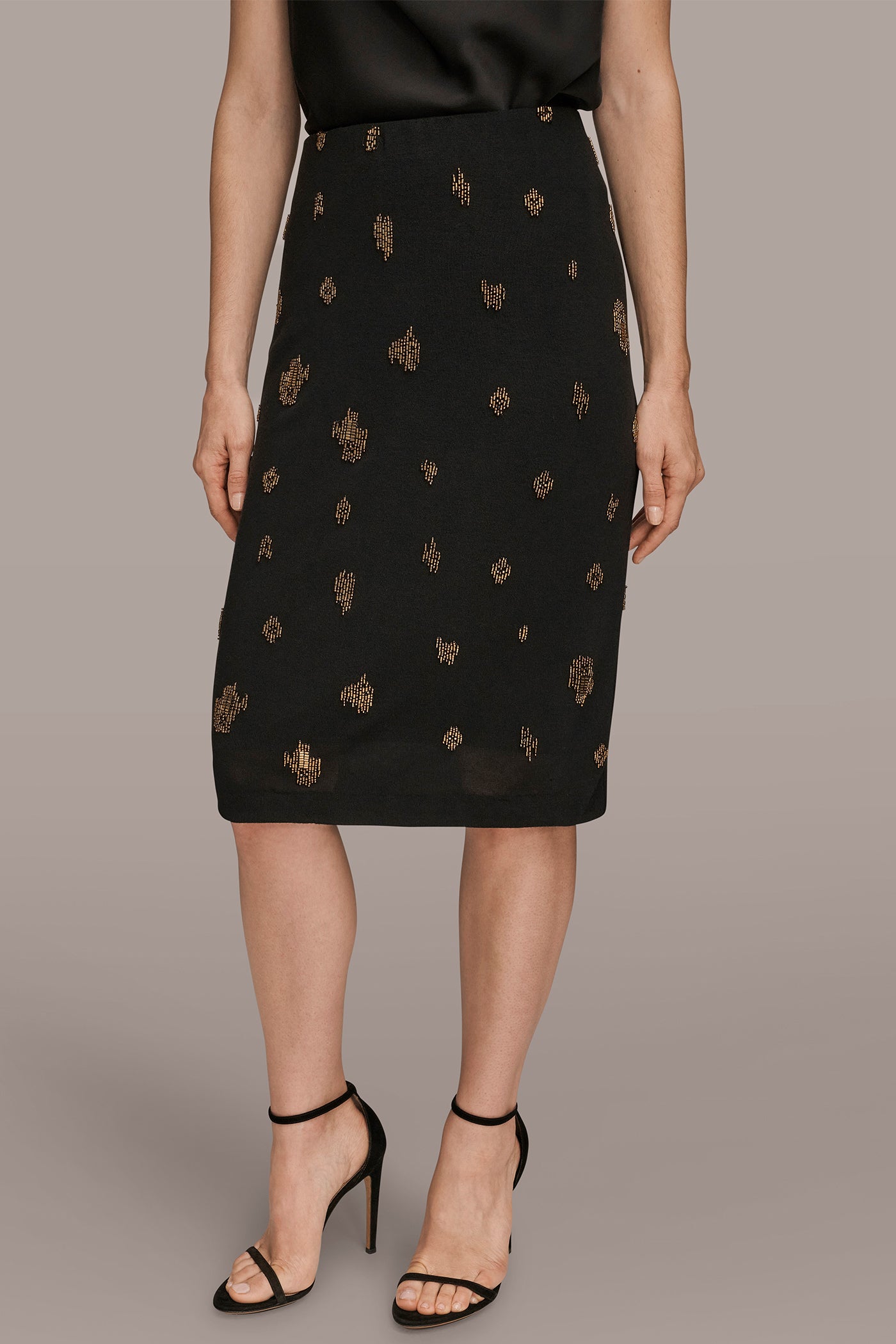 BEAD-EMBELLISHED PENCIL SKIRT | View 1 | Skirts BEAD-EMBELLISHED PENCIL SKIRT | View 1 | Skirts