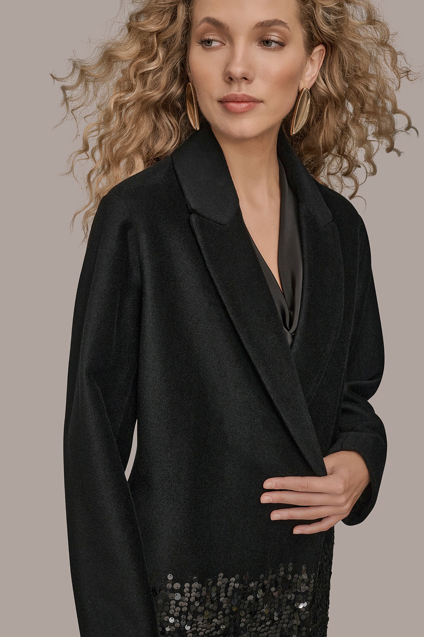 LONG SEQUIN WOOL-BLEND COAT VIEW 5 | All That Shimmers LONG SEQUIN WOOL-BLEND COAT VIEW 5 | All That Shimmers