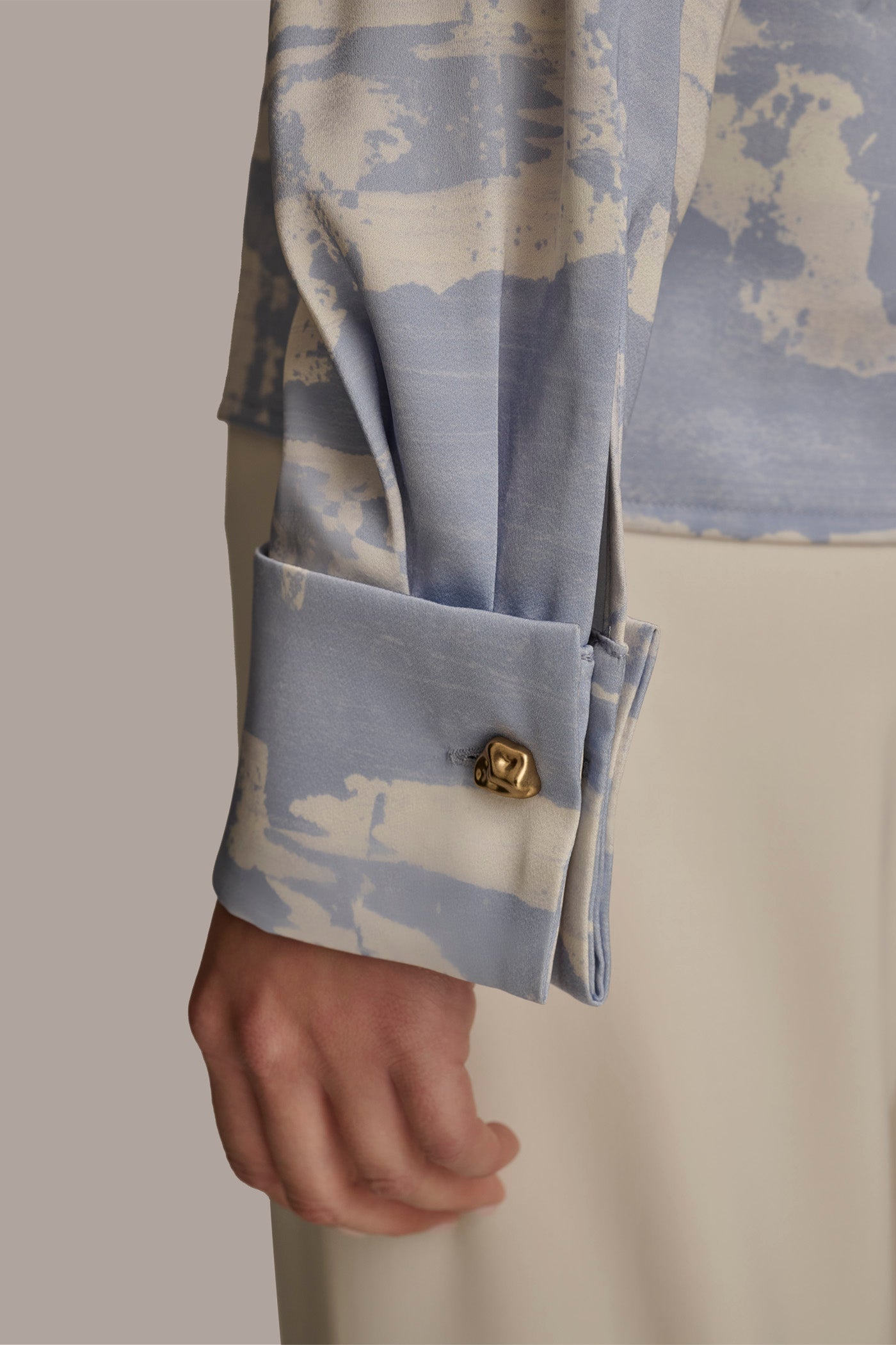 PRINTED TOP WITH HARDWARE VIEW 6 | Sale Tops and Sweaters PRINTED TOP WITH HARDWARE VIEW 6 | Sale Tops and Sweaters