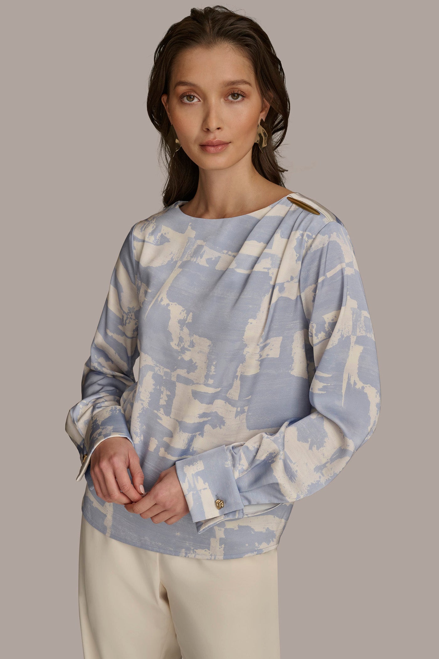 PRINTED TOP WITH HARDWARE | View 1 | Sale Tops and Sweaters PRINTED TOP WITH HARDWARE | View 1 | Sale Tops and Sweaters