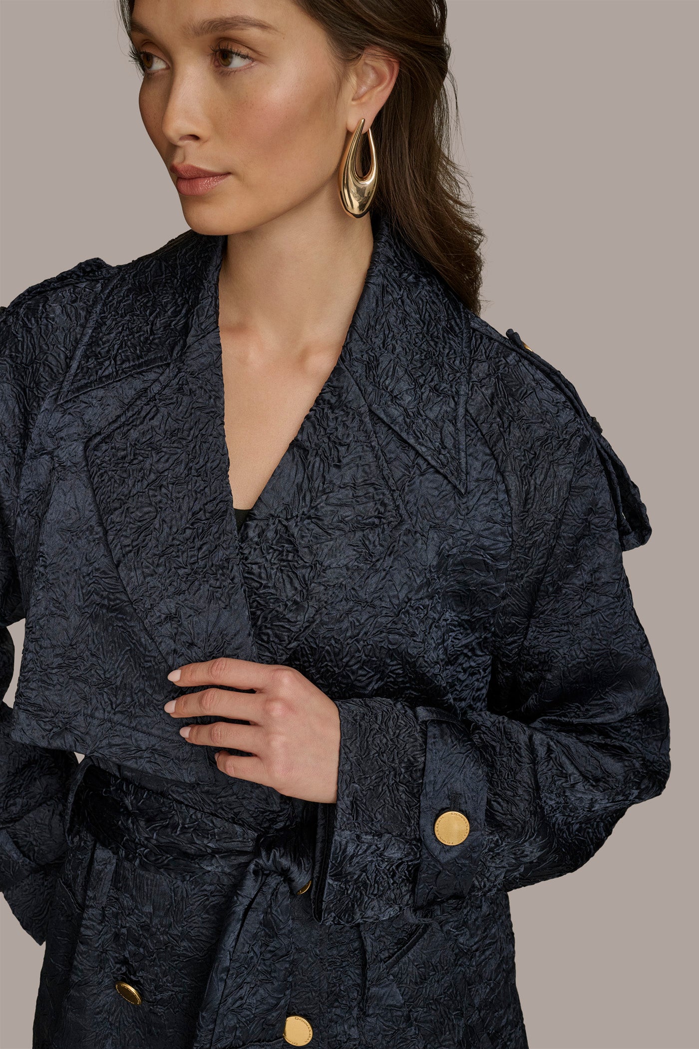 CRUSHED SATIN TRENCH COAT VIEW 10 CRUSHED SATIN TRENCH COAT VIEW 10