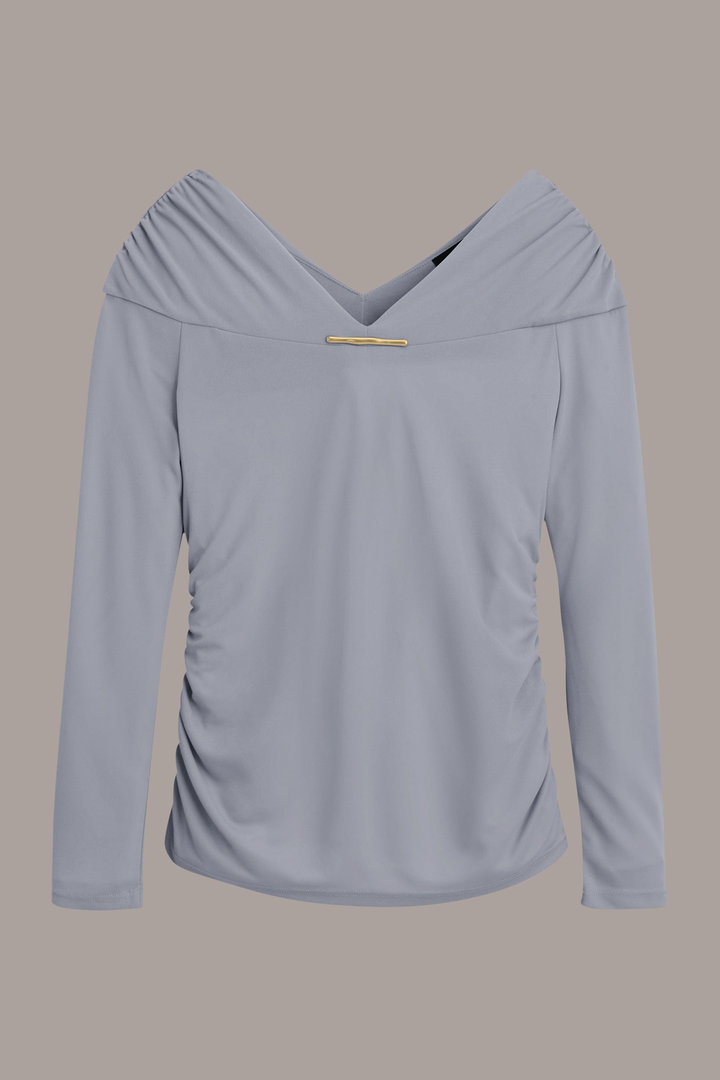 V-NECK WITH BAR HARDWARE TOP VIEW 8 V-NECK WITH BAR HARDWARE TOP VIEW 8