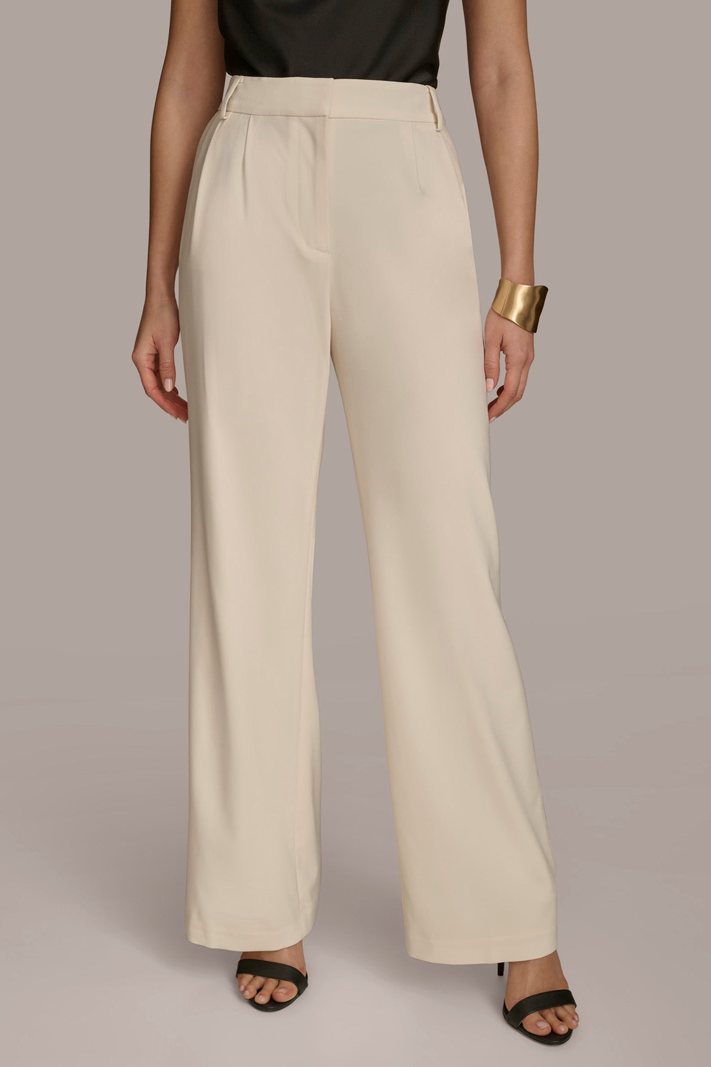 PLEATED WIDE LEG | View 1 | Products PLEATED WIDE LEG | View 1 | Products