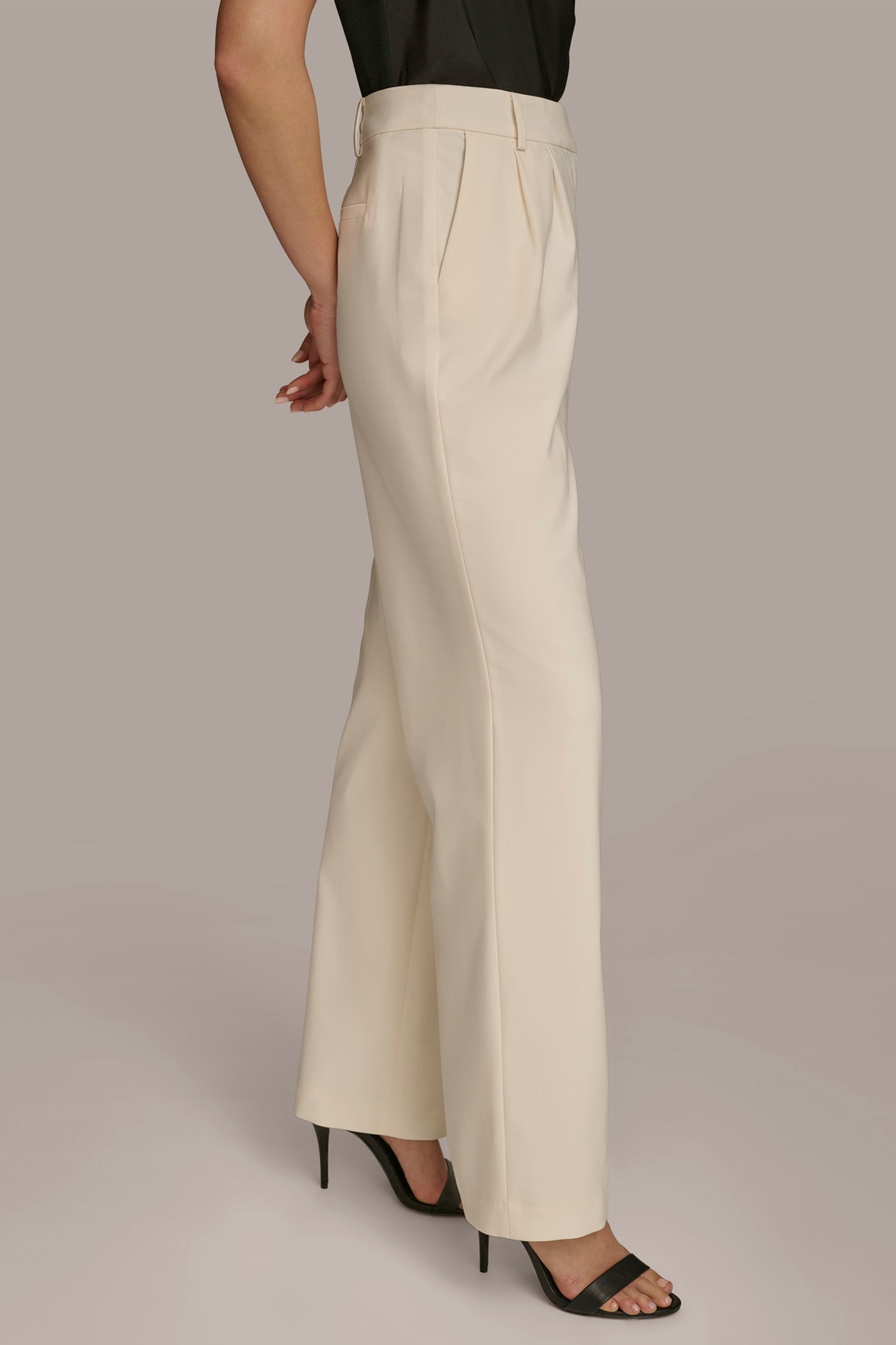 PLEATED WIDE LEG VIEW 3 PLEATED WIDE LEG VIEW 3