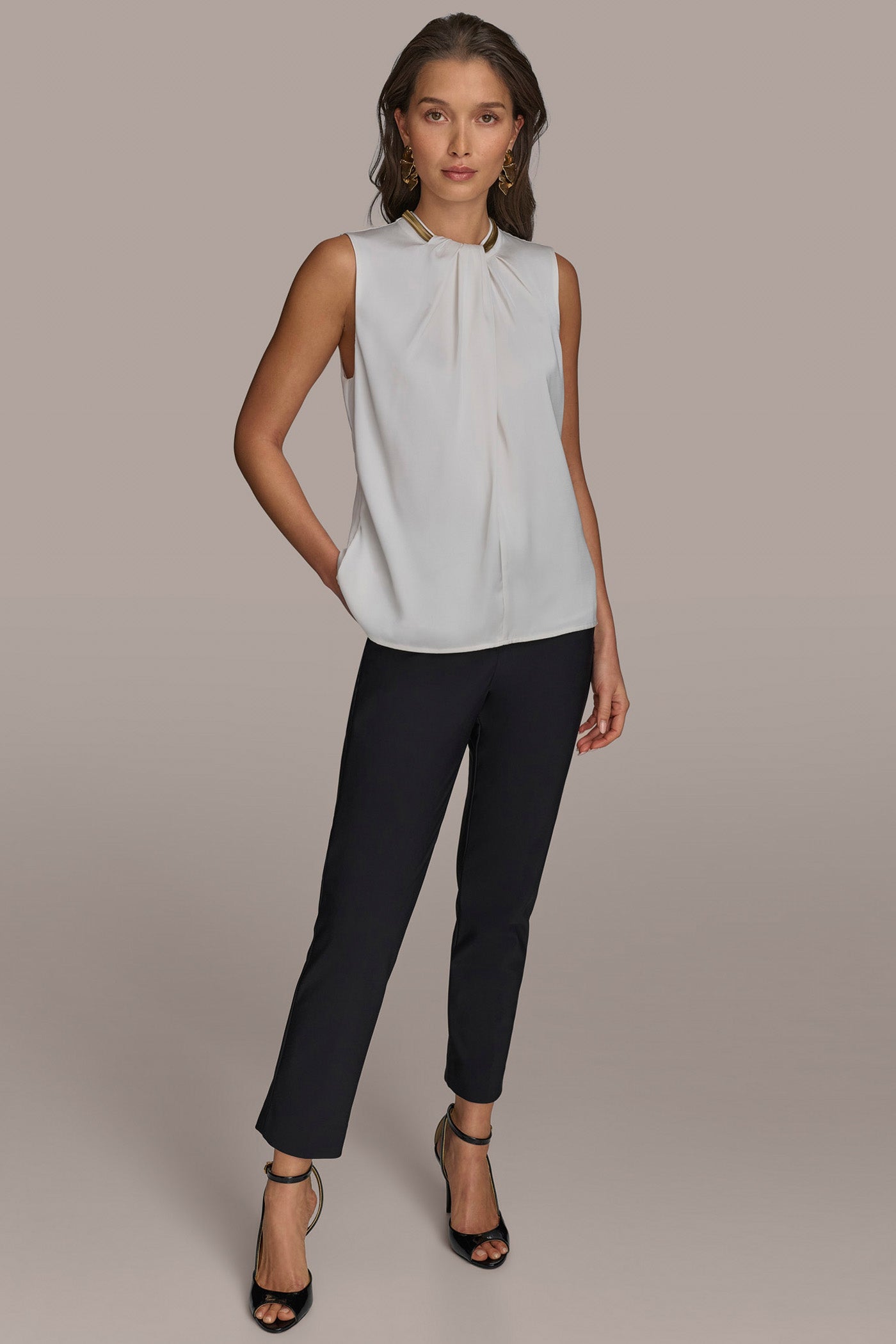 HARDWARE TWIST NECK TOP VIEW 5 HARDWARE TWIST NECK TOP VIEW 5