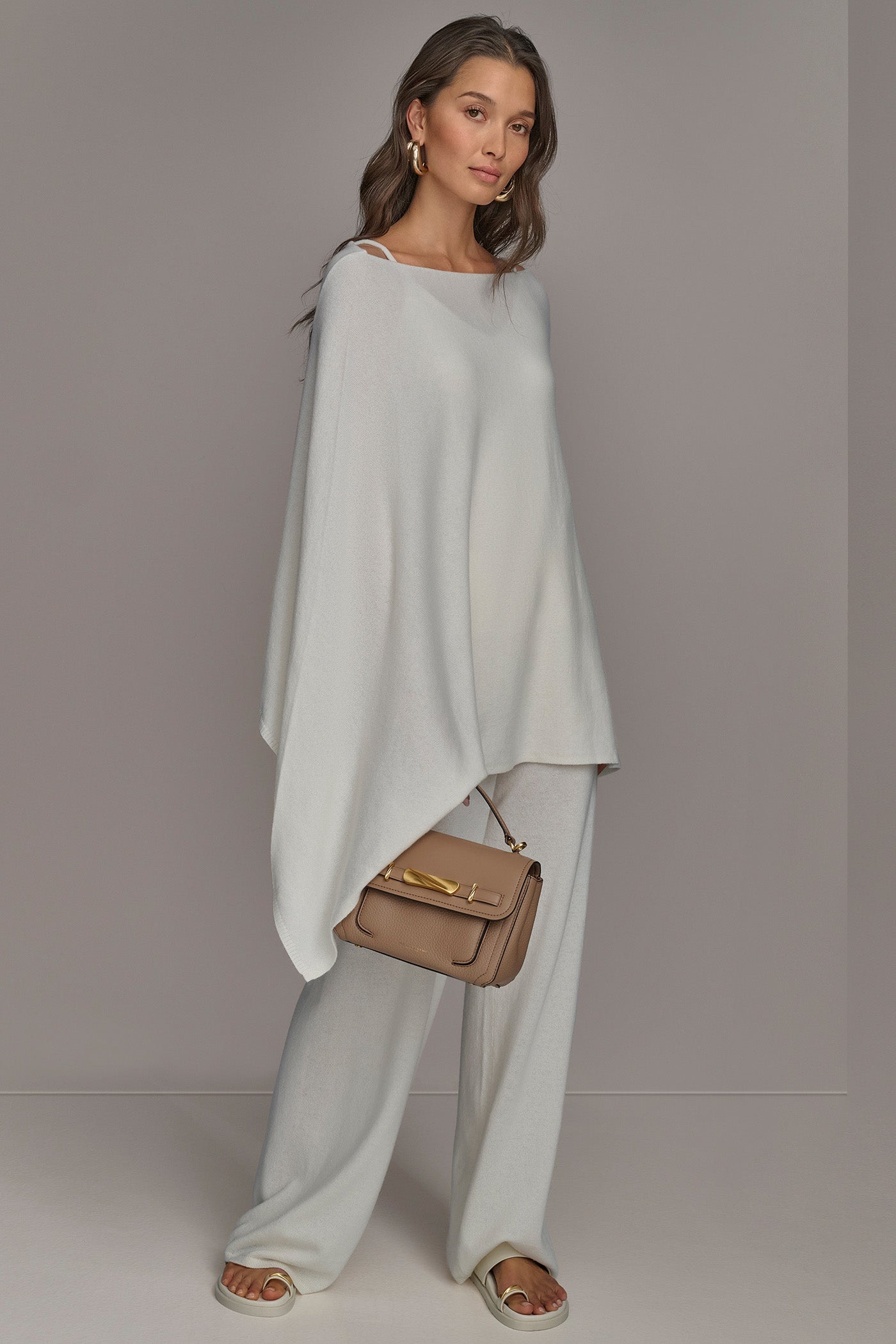 CASHMERE PONCHO VIEW 5 CASHMERE PONCHO VIEW 5