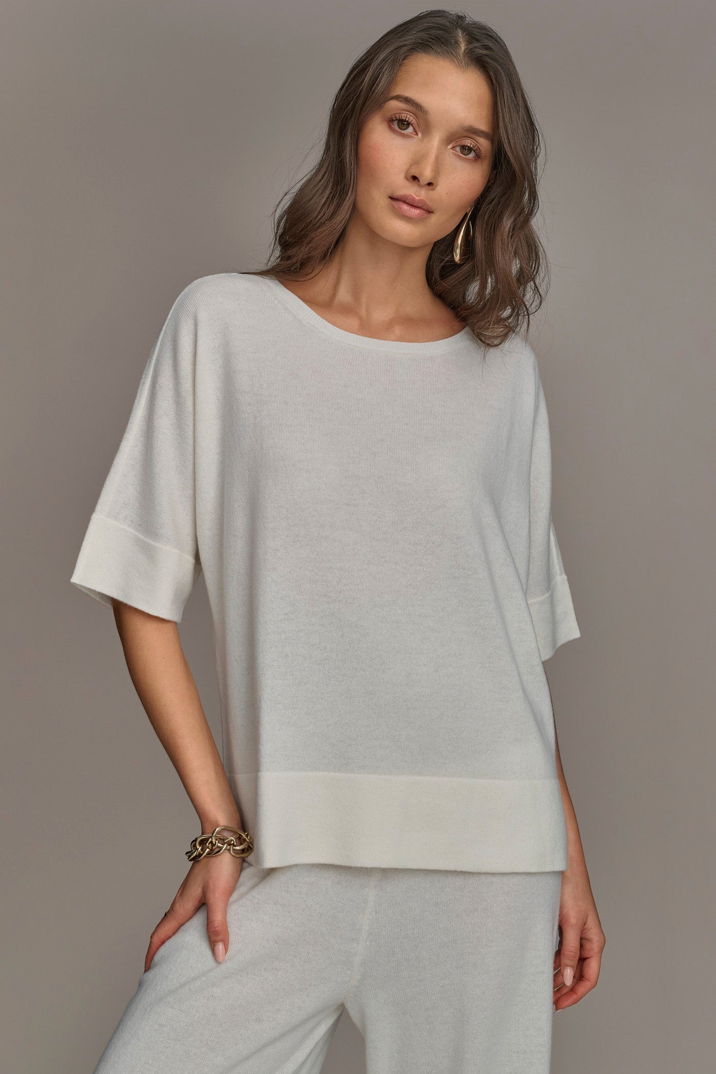 CASHMERE TOP | View 1 | Tops & Sweaters CASHMERE TOP | View 1 | Tops & Sweaters