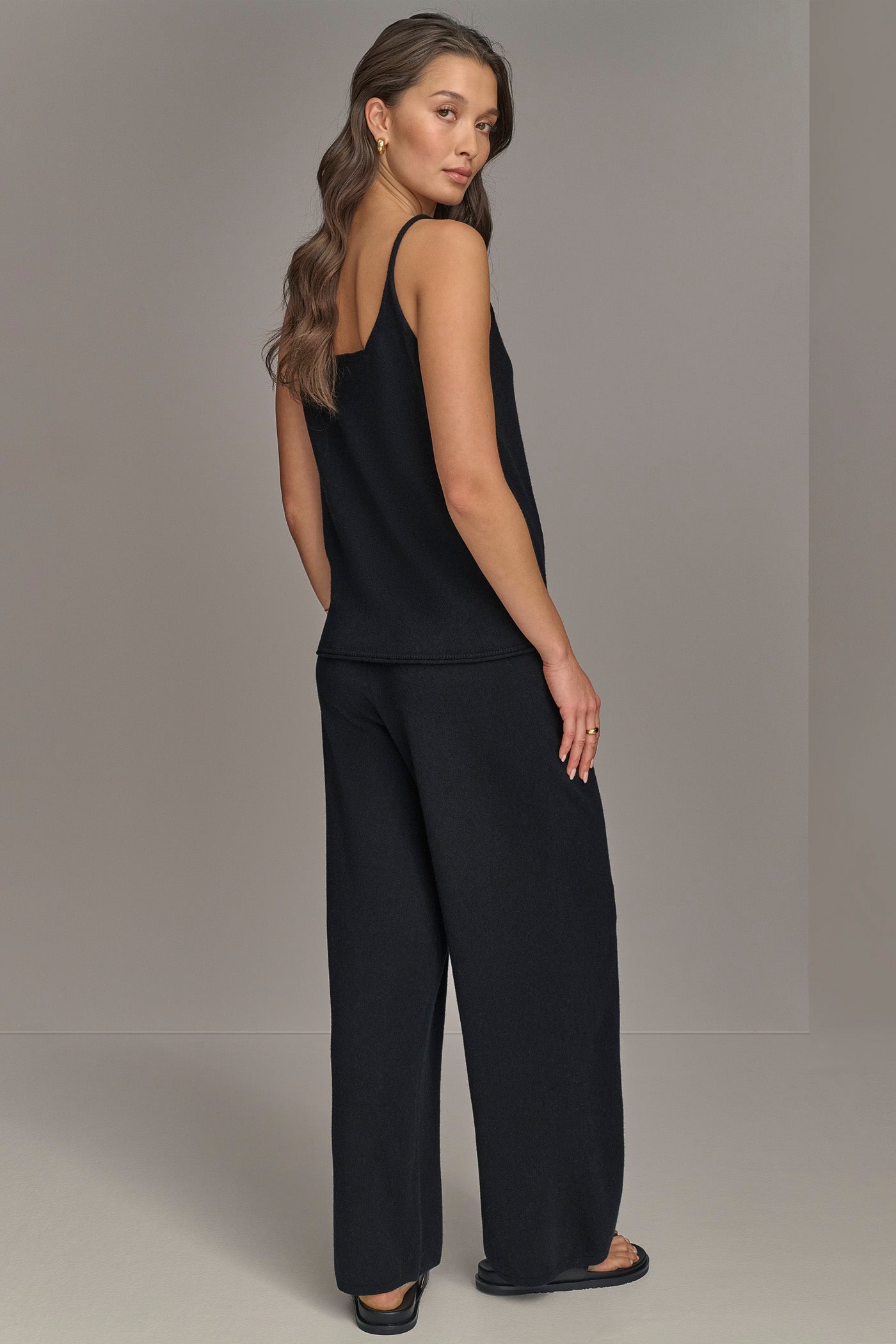 CASHMERE SHELL VIEW 4 | Donna Karan New York Cashmere CASHMERE SHELL VIEW 4 | Donna Karan New York Cashmere
