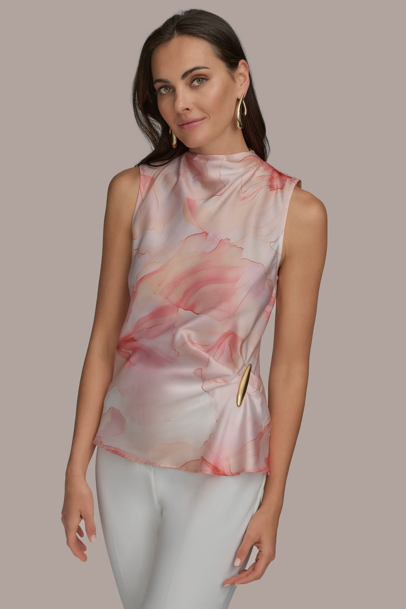 PART SLEEVELESS WITH HARDWARE WAIST | View 1 | Tops & Sweaters PART SLEEVELESS WITH HARDWARE WAIST | View 1 | Tops & Sweaters