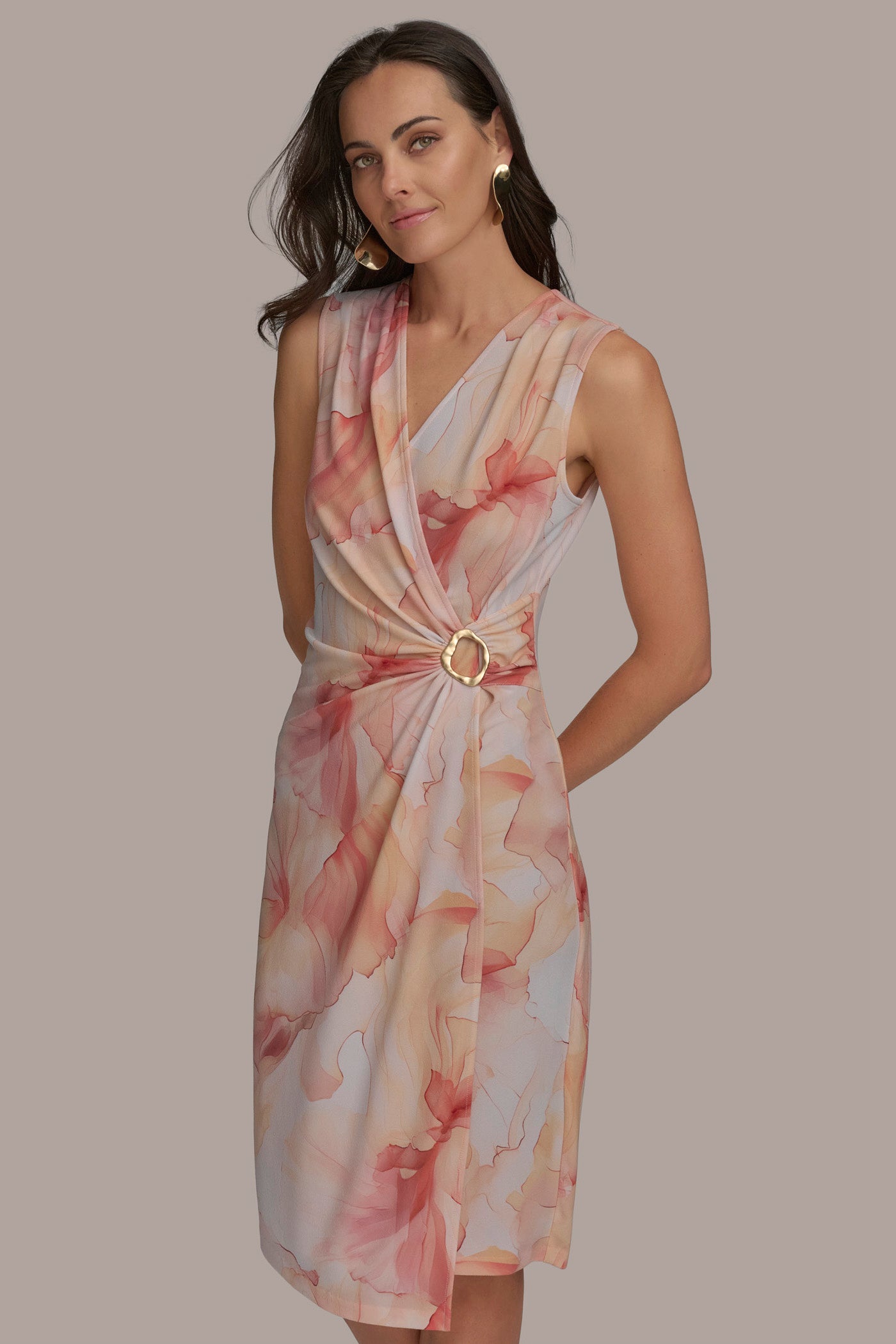 PRINT V-NECK DRESS VIEW 6 PRINT V-NECK DRESS VIEW 6