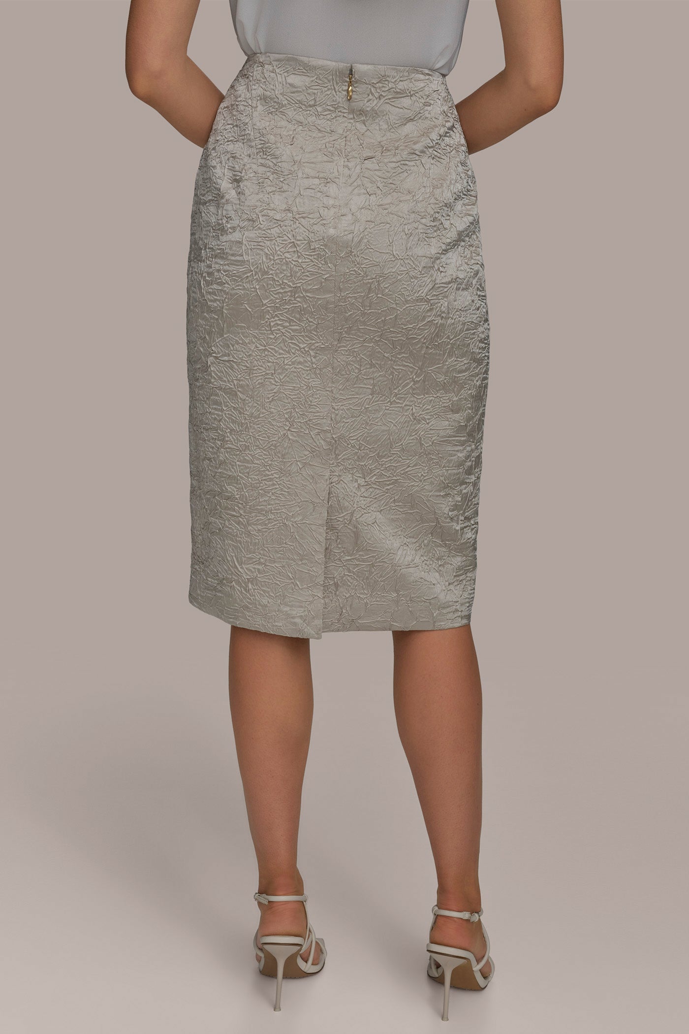 CRINKLE PENCIL SKIRT | View 2 | Skirts CRINKLE PENCIL SKIRT | View 2 | Skirts