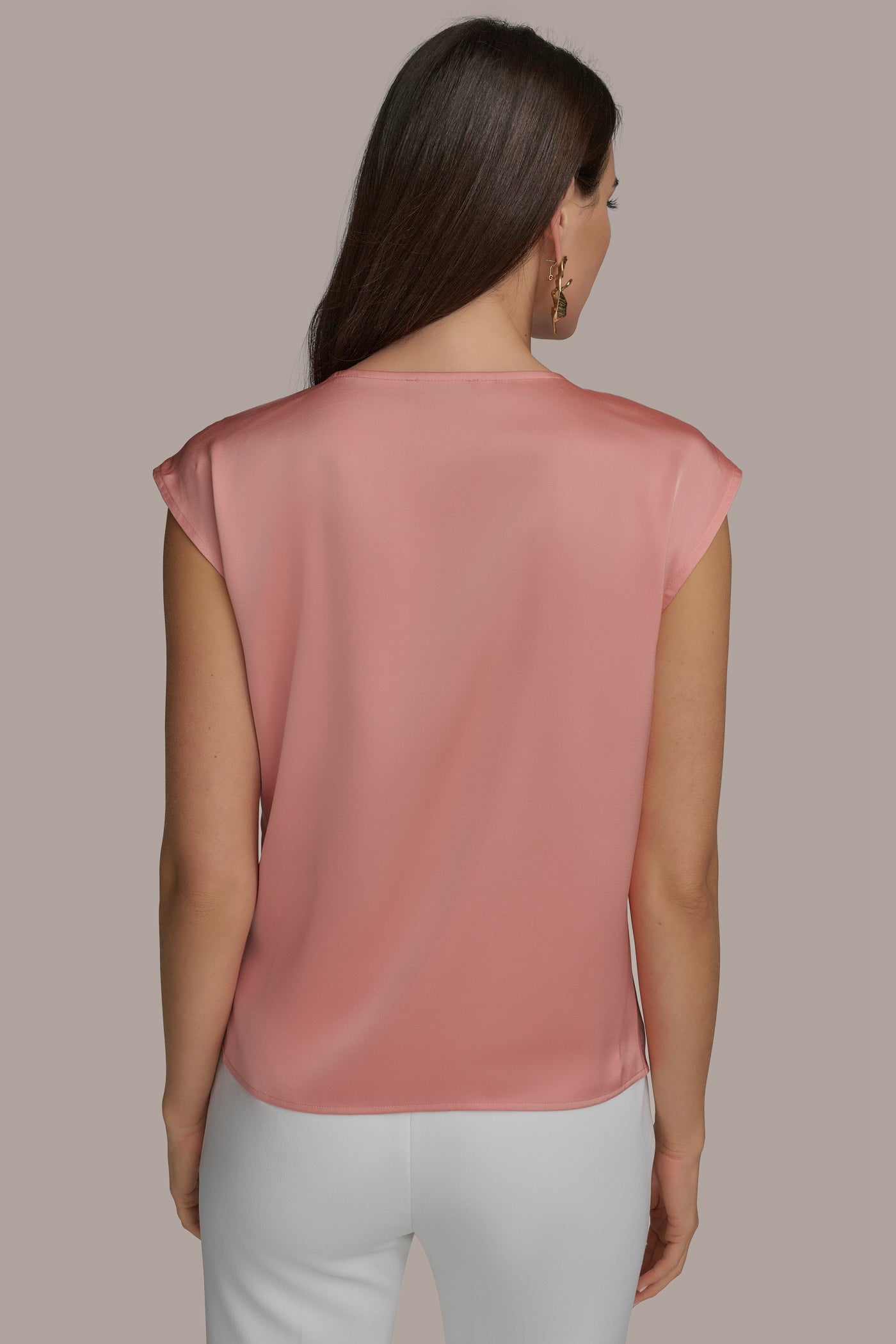 CAP SLEEVE WITH CIRCLE | View 2 | Tops & Sweaters CAP SLEEVE WITH CIRCLE | View 2 | Tops & Sweaters