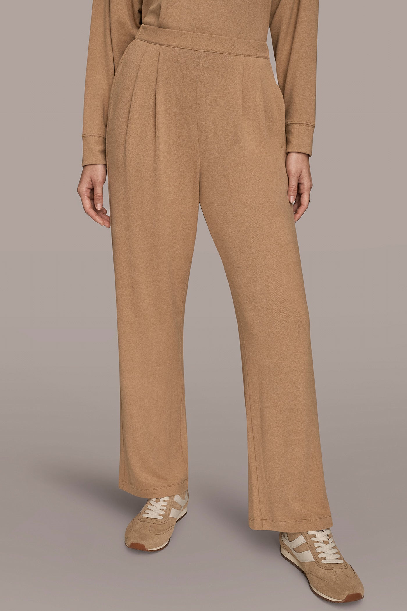 HIGH RISE PULL ON PLEATED PANT | View 1 | Donna Karan Weekend HIGH RISE PULL ON PLEATED PANT | View 1 | Donna Karan Weekend