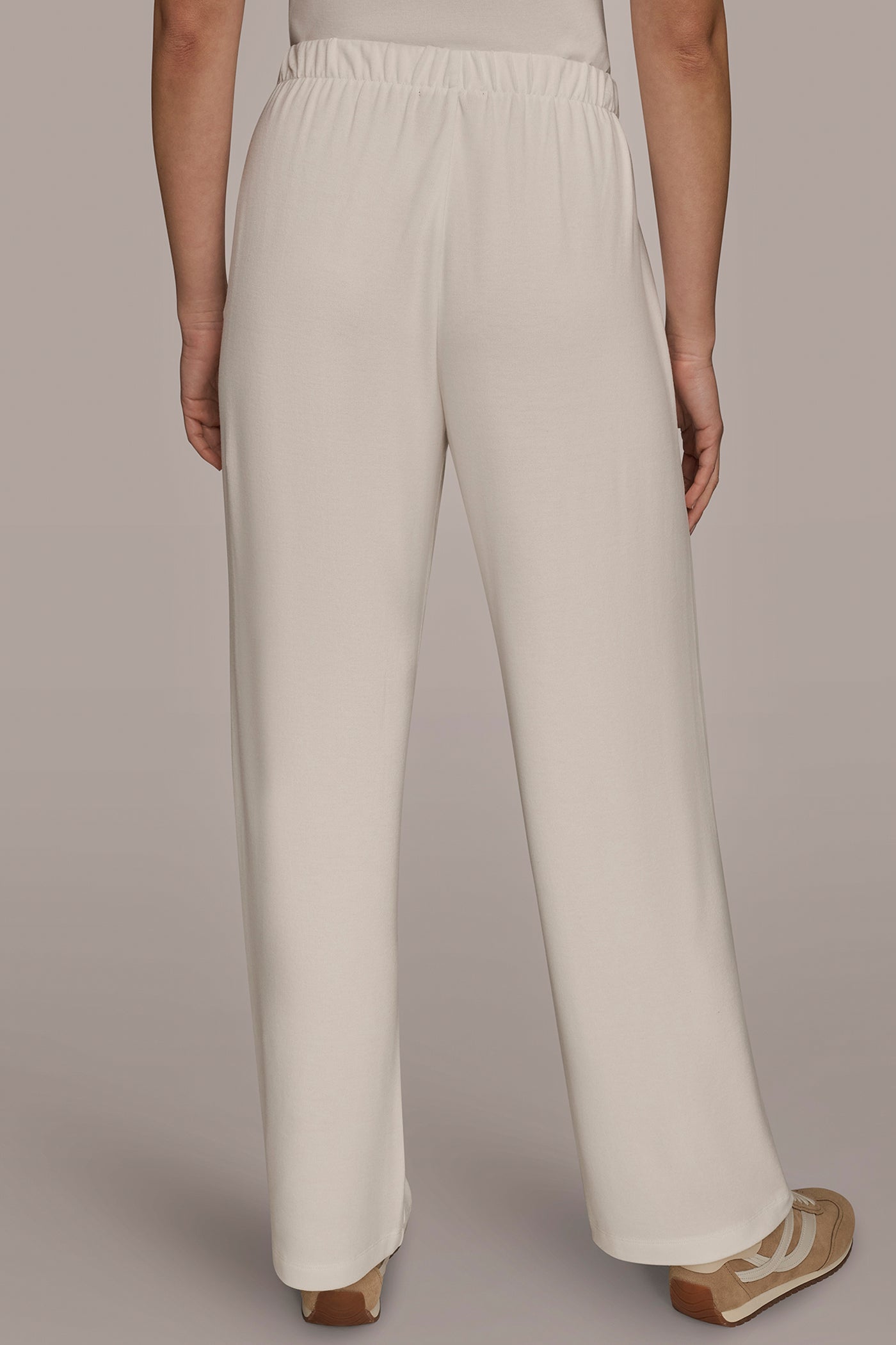 HIGH RISE PULL ON PLEATED PANT | View 2 | Donna Karan Weekend HIGH RISE PULL ON PLEATED PANT | View 2 | Donna Karan Weekend